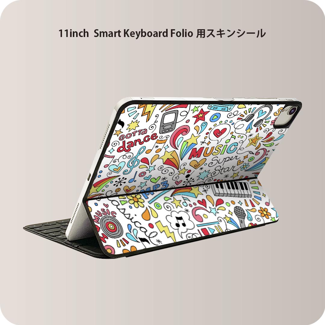 商品特徴・貼るだけでおしゃれに簡単着せ替え、iPad 11inch用 Smart Keyboard Folio 全面デザインスキンシール！・高精細プリントで写真と遜色がない仕上がり！・ちょっとしたすり傷から端末を保護！・「裸で持つ派」の人にはもちろん、お手持ちのクリアケース付けてもOK！・エアフリー素材で気泡の心配も軽減！・貼り直しOK！位置調整も安心！注意事項画像はサンプルです。ご覧の環境によっては多少色味に違いを感じる場合がございます。 イメージと違った、モニターと色味が異なるという理由での交換や返金はご対応出来かねます。端末本体やクリアケースは付属しません。貼付時のずれやカメラ周りの凹凸を考慮してカメラ穴等は少し大きめにカットしています。貼付の際はカメラ穴を基準に位置を合わせてください。カメラ付近の何もないように見える場所に穴が開いていますが、こちらは近接・明るさ感知センサー用の穴です。端末本体に直接貼ることを想定しています。保護フィルムなどの上から貼ると上手く貼れない可能性があります初回貼付時の位置調整や貼り直しは可能ですが、しっかり接着させた後の貼り直しは保証しておりません。こちらは無地のシートにプリントした商品で、デコなどの加工はございません。 凹凸や光沢があるように見えたり布地や金属を素材にしたように見える商品もありますが、図版によるものです。印刷カメラ穴の位置にわずかなズレが生じる場合がございます。ご注文後に1点1点制作する受注生産品のため、不良品以外のご返品や交換は固くお断り致します。 機種間違いも保証対象外となりますため、ご注文の際は必ず機種をご確認下さい。発送について完全受注生産のハンドメイド商品となりますので、既製品と比べて発送までお時間を頂いています。 基本的に決済確認後、2?3営業日、最大で10営業日での発送となります。繁忙期や休業日明けの場合はさらに時間がかかる場合があります。 その際には別途メールにてご連絡致します。メール便の場合、発送日から到着までに2?4日ほどかかる場合が多く、紛失などの保障もご対応できかねます。あらかじめご了承下さい。
