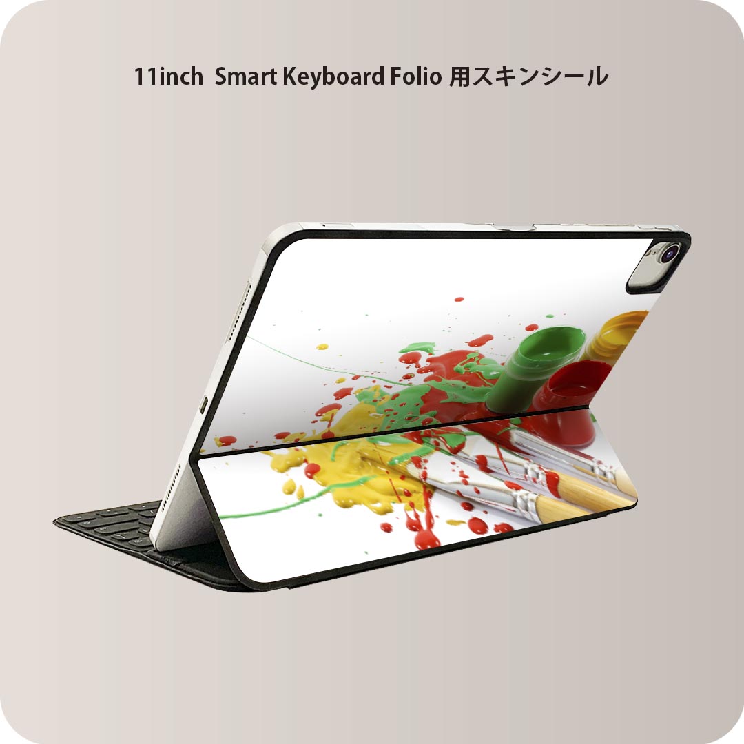 商品特徴・貼るだけでおしゃれに簡単着せ替え、iPad 11inch用 Smart Keyboard Folio 全面デザインスキンシール！・高精細プリントで写真と遜色がない仕上がり！・ちょっとしたすり傷から端末を保護！・「裸で持つ派」の人にはもちろん、お手持ちのクリアケース付けてもOK！・エアフリー素材で気泡の心配も軽減！・貼り直しOK！位置調整も安心！注意事項画像はサンプルです。ご覧の環境によっては多少色味に違いを感じる場合がございます。 イメージと違った、モニターと色味が異なるという理由での交換や返金はご対応出来かねます。端末本体やクリアケースは付属しません。貼付時のずれやカメラ周りの凹凸を考慮してカメラ穴等は少し大きめにカットしています。貼付の際はカメラ穴を基準に位置を合わせてください。カメラ付近の何もないように見える場所に穴が開いていますが、こちらは近接・明るさ感知センサー用の穴です。端末本体に直接貼ることを想定しています。保護フィルムなどの上から貼ると上手く貼れない可能性があります初回貼付時の位置調整や貼り直しは可能ですが、しっかり接着させた後の貼り直しは保証しておりません。こちらは無地のシートにプリントした商品で、デコなどの加工はございません。 凹凸や光沢があるように見えたり布地や金属を素材にしたように見える商品もありますが、図版によるものです。印刷カメラ穴の位置にわずかなズレが生じる場合がございます。ご注文後に1点1点制作する受注生産品のため、不良品以外のご返品や交換は固くお断り致します。 機種間違いも保証対象外となりますため、ご注文の際は必ず機種をご確認下さい。発送について完全受注生産のハンドメイド商品となりますので、既製品と比べて発送までお時間を頂いています。 基本的に決済確認後、2?3営業日、最大で10営業日での発送となります。繁忙期や休業日明けの場合はさらに時間がかかる場合があります。 その際には別途メールにてご連絡致します。メール便の場合、発送日から到着までに2?4日ほどかかる場合が多く、紛失などの保障もご対応できかねます。あらかじめご了承下さい。