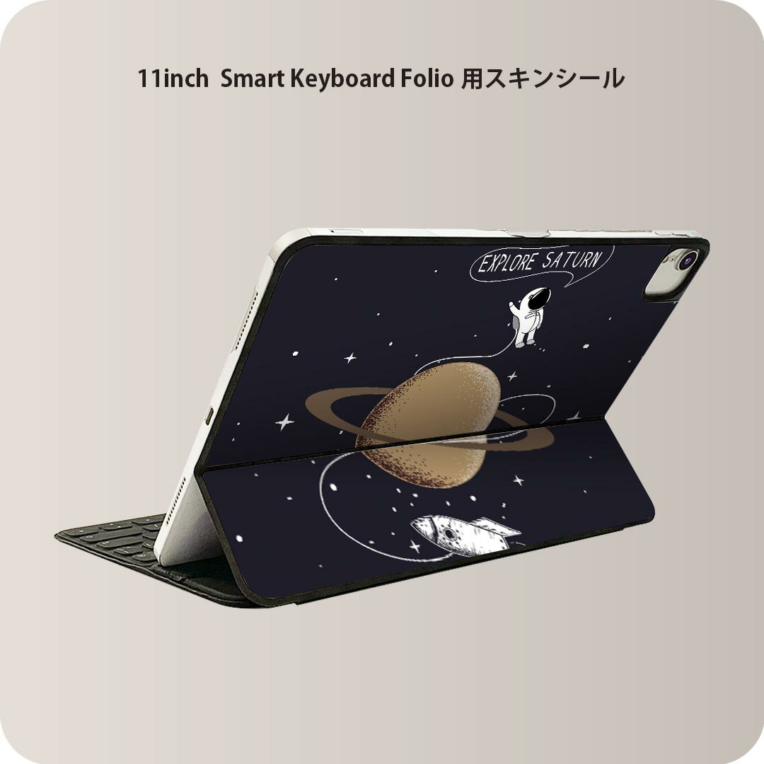 商品特徴・貼るだけでおしゃれに簡単着せ替え、iPad 11inch用 Smart Keyboard Folio 全面デザインスキンシール！・高精細プリントで写真と遜色がない仕上がり！・ちょっとしたすり傷から端末を保護！・「裸で持つ派」の人にはもちろん、お手持ちのクリアケース付けてもOK！・エアフリー素材で気泡の心配も軽減！・貼り直しOK！位置調整も安心！注意事項画像はサンプルです。ご覧の環境によっては多少色味に違いを感じる場合がございます。 イメージと違った、モニターと色味が異なるという理由での交換や返金はご対応出来かねます。端末本体やクリアケースは付属しません。貼付時のずれやカメラ周りの凹凸を考慮してカメラ穴等は少し大きめにカットしています。貼付の際はカメラ穴を基準に位置を合わせてください。カメラ付近の何もないように見える場所に穴が開いていますが、こちらは近接・明るさ感知センサー用の穴です。端末本体に直接貼ることを想定しています。保護フィルムなどの上から貼ると上手く貼れない可能性があります初回貼付時の位置調整や貼り直しは可能ですが、しっかり接着させた後の貼り直しは保証しておりません。こちらは無地のシートにプリントした商品で、デコなどの加工はございません。 凹凸や光沢があるように見えたり布地や金属を素材にしたように見える商品もありますが、図版によるものです。印刷カメラ穴の位置にわずかなズレが生じる場合がございます。ご注文後に1点1点制作する受注生産品のため、不良品以外のご返品や交換は固くお断り致します。 機種間違いも保証対象外となりますため、ご注文の際は必ず機種をご確認下さい。発送について完全受注生産のハンドメイド商品となりますので、既製品と比べて発送までお時間を頂いています。 基本的に決済確認後、2?3営業日、最大で10営業日での発送となります。繁忙期や休業日明けの場合はさらに時間がかかる場合があります。 その際には別途メールにてご連絡致します。メール便の場合、発送日から到着までに2?4日ほどかかる場合が多く、紛失などの保障もご対応できかねます。あらかじめご了承下さい。