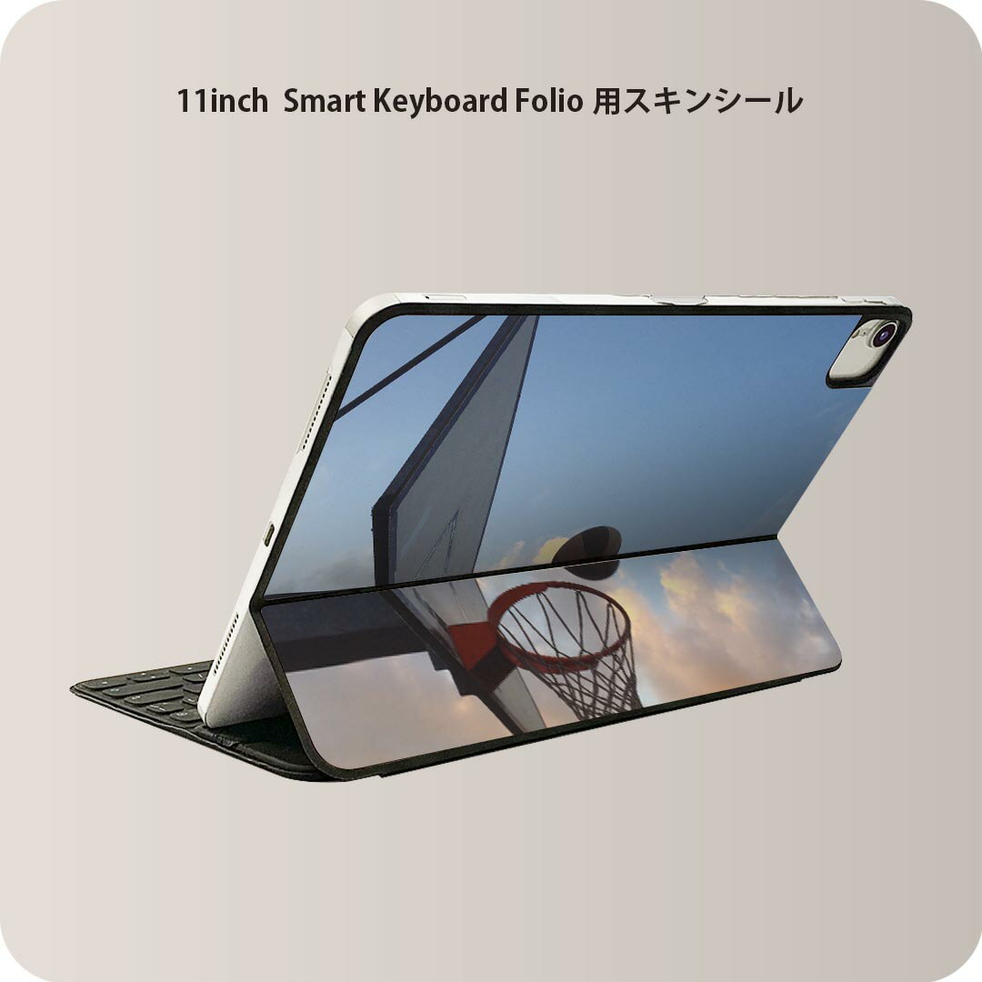 商品特徴・貼るだけでおしゃれに簡単着せ替え、iPad 11inch用 Smart Keyboard Folio 全面デザインスキンシール！・高精細プリントで写真と遜色がない仕上がり！・ちょっとしたすり傷から端末を保護！・「裸で持つ派」の人にはもちろん、お手持ちのクリアケース付けてもOK！・エアフリー素材で気泡の心配も軽減！・貼り直しOK！位置調整も安心！注意事項画像はサンプルです。ご覧の環境によっては多少色味に違いを感じる場合がございます。 イメージと違った、モニターと色味が異なるという理由での交換や返金はご対応出来かねます。端末本体やクリアケースは付属しません。貼付時のずれやカメラ周りの凹凸を考慮してカメラ穴等は少し大きめにカットしています。貼付の際はカメラ穴を基準に位置を合わせてください。カメラ付近の何もないように見える場所に穴が開いていますが、こちらは近接・明るさ感知センサー用の穴です。端末本体に直接貼ることを想定しています。保護フィルムなどの上から貼ると上手く貼れない可能性があります初回貼付時の位置調整や貼り直しは可能ですが、しっかり接着させた後の貼り直しは保証しておりません。こちらは無地のシートにプリントした商品で、デコなどの加工はございません。 凹凸や光沢があるように見えたり布地や金属を素材にしたように見える商品もありますが、図版によるものです。印刷カメラ穴の位置にわずかなズレが生じる場合がございます。ご注文後に1点1点制作する受注生産品のため、不良品以外のご返品や交換は固くお断り致します。 機種間違いも保証対象外となりますため、ご注文の際は必ず機種をご確認下さい。発送について完全受注生産のハンドメイド商品となりますので、既製品と比べて発送までお時間を頂いています。 基本的に決済確認後、2?3営業日、最大で10営業日での発送となります。繁忙期や休業日明けの場合はさらに時間がかかる場合があります。 その際には別途メールにてご連絡致します。メール便の場合、発送日から到着までに2?4日ほどかかる場合が多く、紛失などの保障もご対応できかねます。あらかじめご了承下さい。