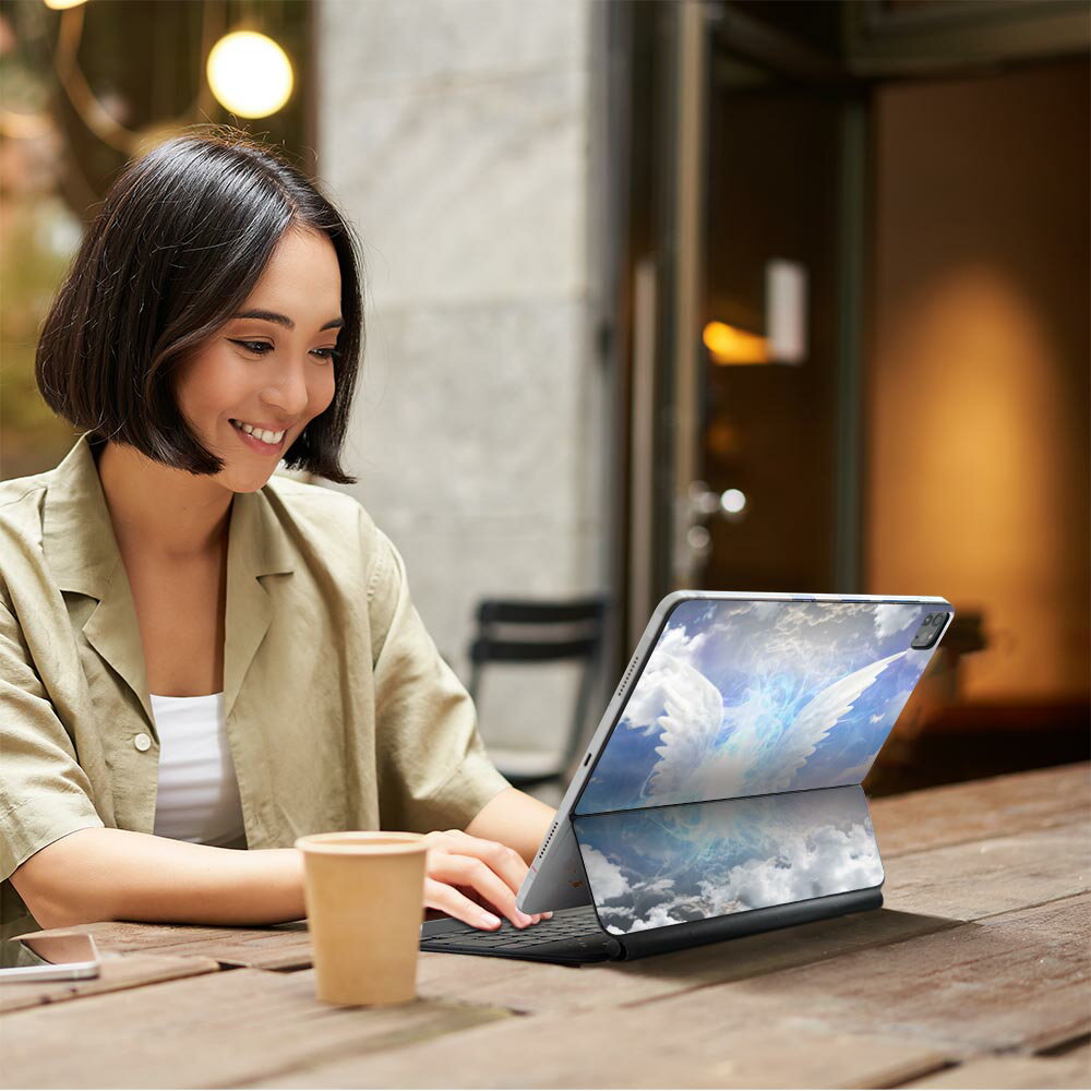 Magic Keyboard 12.9インチ iPad Pro（第4世代、第5世代、第6世代）対応 apple アップル アイパッド 全面スキンシール フル 前面 背面 保護シール 人気 空　羽根　雲 005712