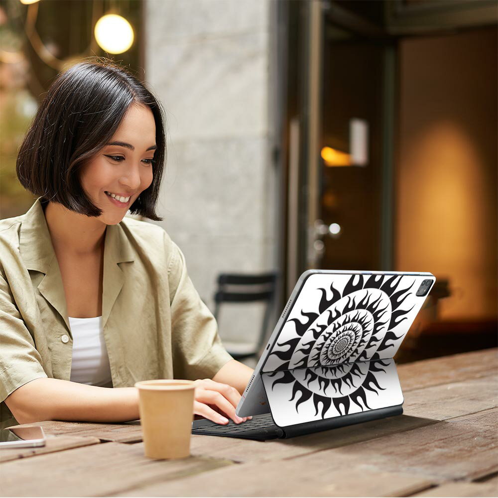 Magic Keyboard 12.9インチ iPad Pro（第4世代、第5世代、第6世代）対応 apple アップル アイパッド 全面スキンシール フル 前面 背面 保護シール 人気 太陽　黒 006936