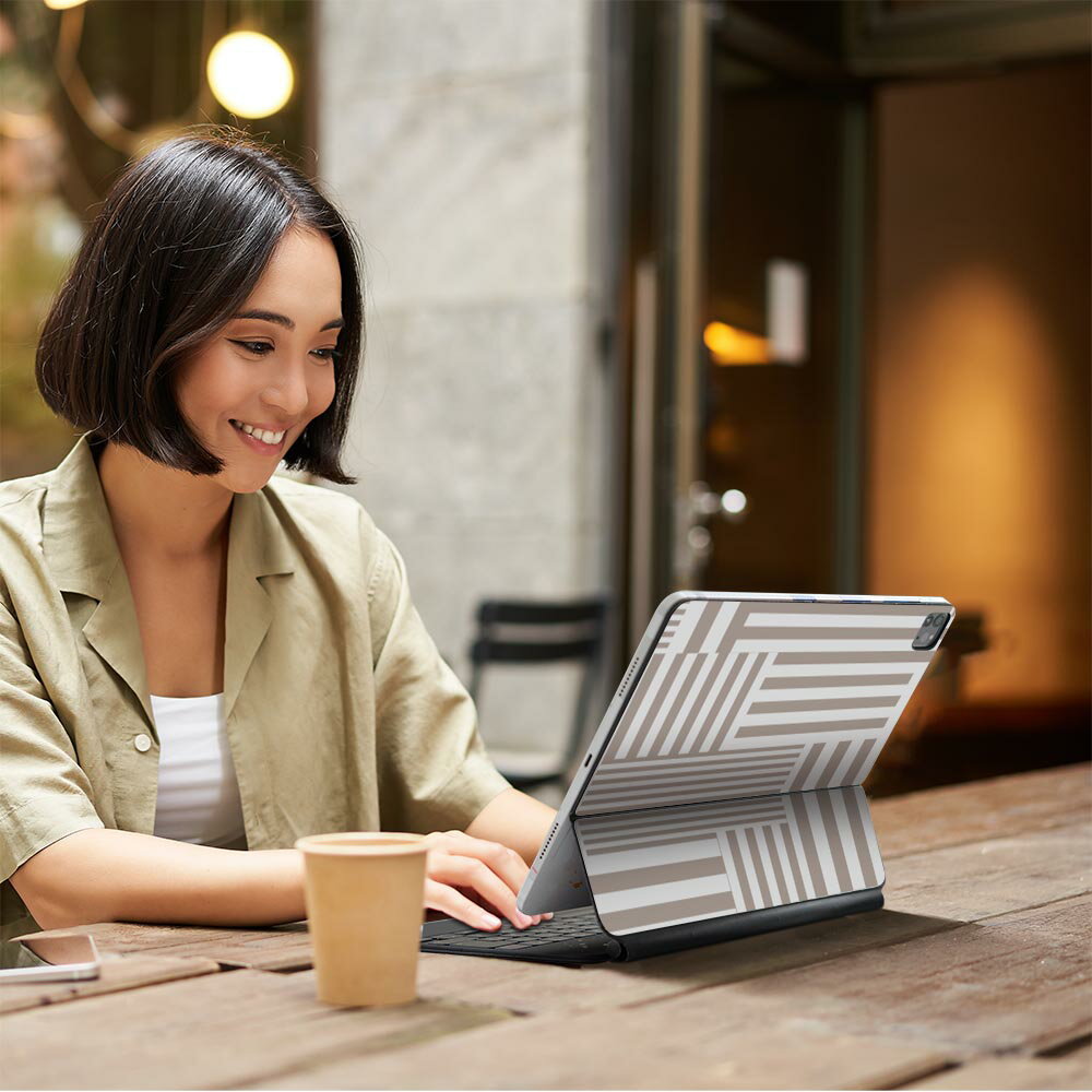 Magic Keyboard 12.9インチ iPad Pro（第4世代、第5世代、第6世代）対応 apple アップル アイパッド 全面スキンシール フル 前面 背面 保護シール 人気 ボーダー　灰色　グレー　模様 007884 2