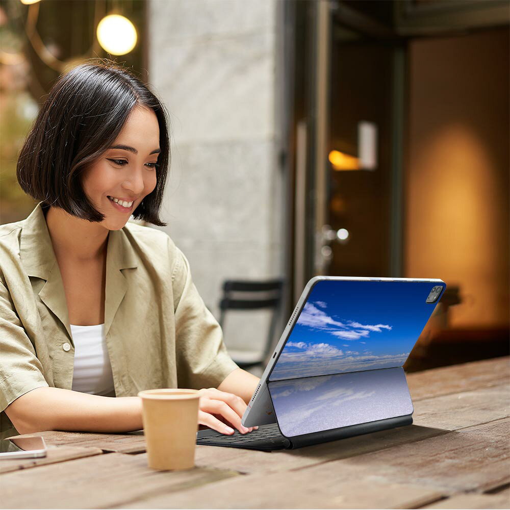 スマコレのMagic Keyboard 12.9インチ iPad Pro（第4世代、第5世代、第6世代）対応 apple アップル アイパッド 全面スキンシール フル 前面 背面 保護シール 人気 風景　空　海　写真 009610｜アングル2