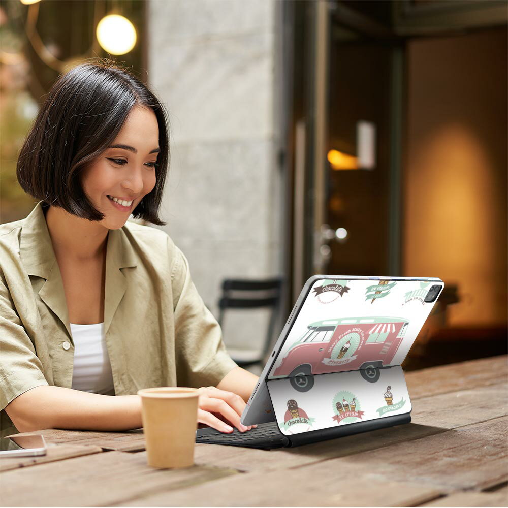 Magic Keyboard 12.9インチ iPad Pro（第4世代、第5世代、第6世代）対応 apple アップル アイパッド 全面スキンシール フル 前面 背面 保護シール 人気 車　アイス　デザート 010775