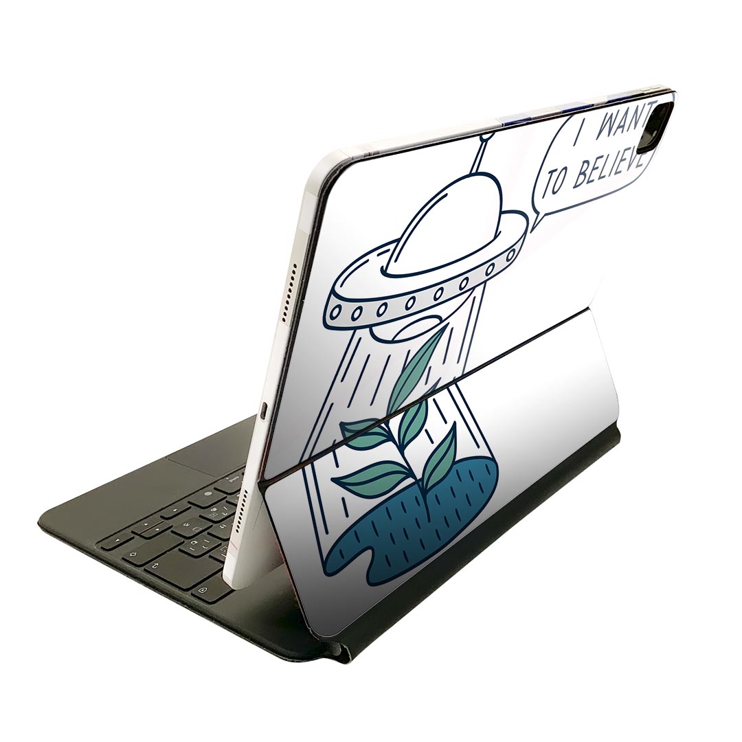 Magic Keyboard 用 スキンシール 11インチ iPad Pro用 第1-4世代 iPad Air 第4-5世代 対応 全面スキンシール フル 前面 背面 保護シール 人気 020080 宇宙 宇宙 かわいい ロケット