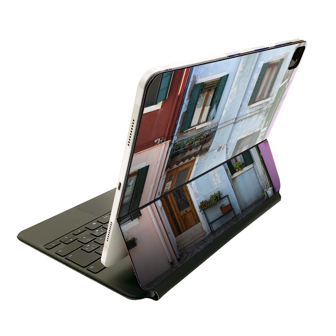 Magic Keyboard 12.9インチ iPad Pro(第4世代、第5世代、第6世代)対応 apple アップル アイパッド 全面スキンシール フル 前面 背面 保護シール 人気 023934 カラフル 建物 写真