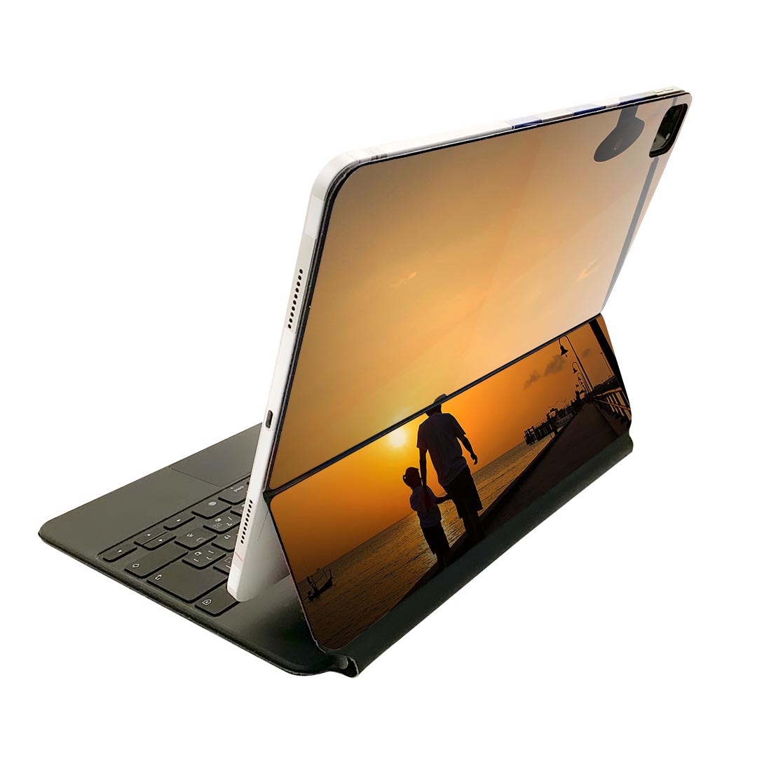 Magic Keyboard 12.9インチ iPad Pro（第4世代、第5世代、第6世代）対応 apple アップル アイパッド　全面スキンシール フル 前面　背面 保護シール 人気 025802 夕日　親子　影