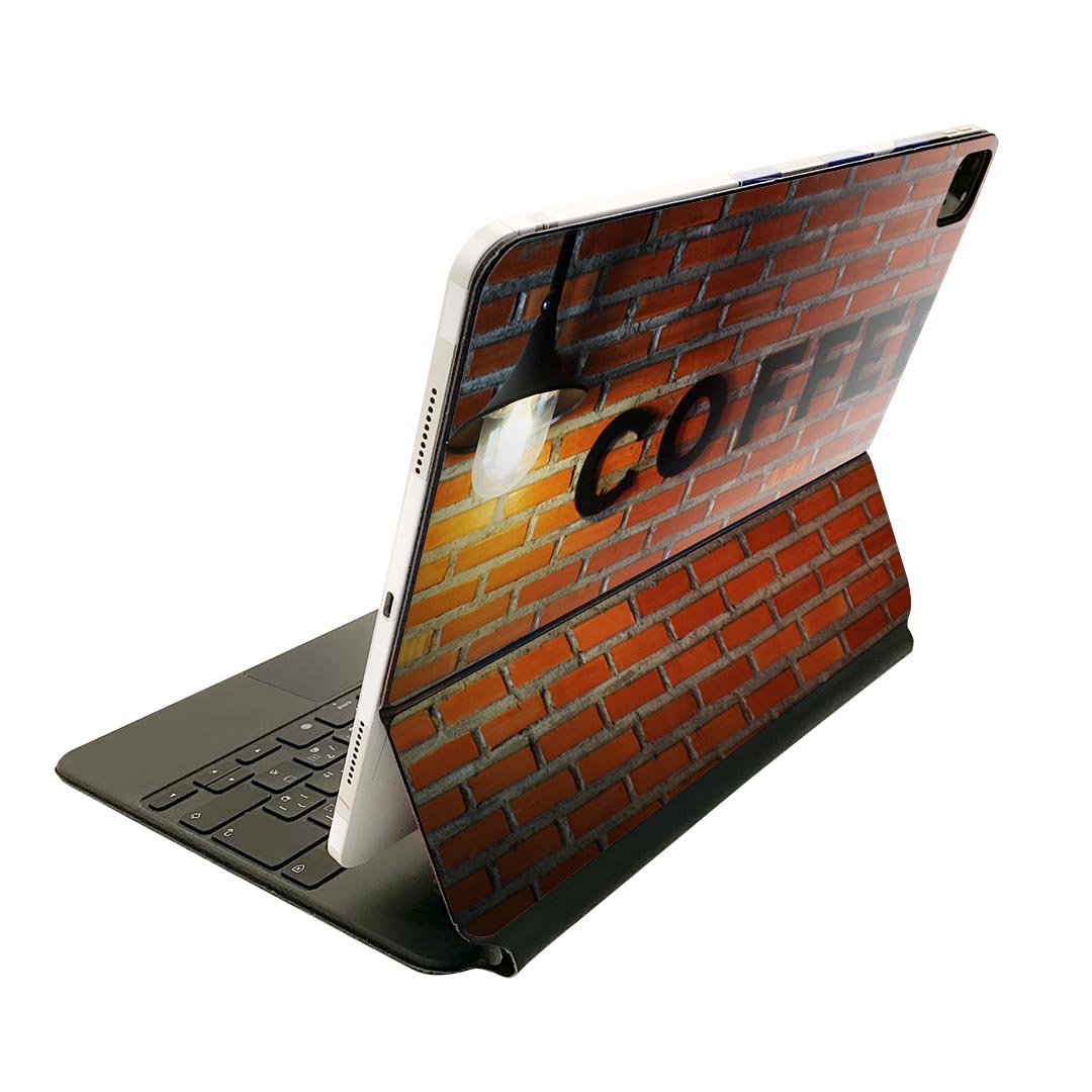 Magic Keyboard 12.9インチ iPad Pro（第4世代、第5世代、第6世代）対応 apple アップル アイパッド 全面スキンシール フル 前面 背面 保護シール 人気 コーヒー 壁 レンガ 025925