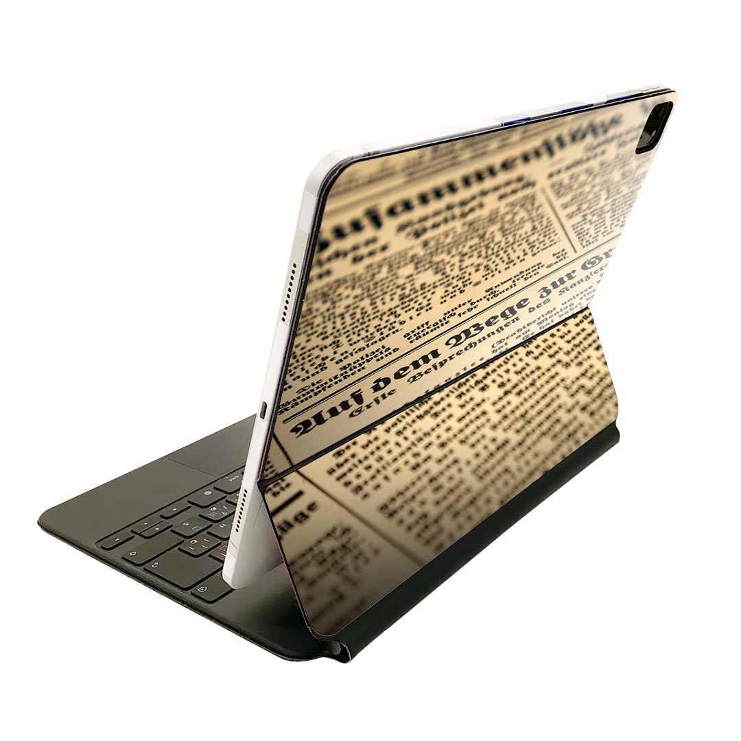 Magic Keyboard 12.9インチ iPad Pro（第4世代、第5世代、第6世代）対応 apple アップル アイパッド　全面スキンシール フル 前面　背面 保護シール 人気 025971 新聞　ニュースペーパー　英語