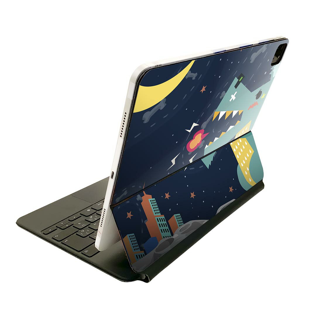 商品特徴・貼るだけでおしゃれに簡単着せ替え、Magic Keyboard 全面デザインスキンシール！・高精細プリントで写真と遜色がない仕上がり！・ちょっとしたすり傷から端末を保護！・「裸で持つ派」の人にはもちろん、お手持ちのクリアケース付けてもOK！・エアフリー素材で気泡の心配も軽減！・貼り直しOK！位置調整も安心！注意事項画像はサンプルです。ご覧の環境によっては多少色味に違いを感じる場合がございます。 イメージと違った、モニターと色味が異なるという理由での交換や返金はご対応出来かねます。端末本体やクリアケースは付属しません。貼付時のずれやカメラ周りの凹凸を考慮してカメラ穴等は少し大きめにカットしています。貼付の際はカメラ穴を基準に位置を合わせてください。カメラ付近の何もないように見える場所に穴が開いていますが、こちらは近接・明るさ感知センサー用の穴です。端末本体に直接貼ることを想定しています。保護フィルムなどの上から貼ると上手く貼れない可能性があります初回貼付時の位置調整や貼り直しは可能ですが、しっかり接着させた後の貼り直しは保証しておりません。こちらは無地のシートにプリントした商品で、デコなどの加工はございません。 凹凸や光沢があるように見えたり布地や金属を素材にしたように見える商品もありますが、図版によるものです。印刷カメラ穴の位置にわずかなズレが生じる場合がございます。ご注文後に1点1点制作する受注生産品のため、不良品以外のご返品や交換は固くお断り致します。 機種間違いも保証対象外となりますため、ご注文の際は必ず機種をご確認下さい。発送について完全受注生産のハンドメイド商品となりますので、既製品と比べて発送までお時間を頂いています。 基本的に決済確認後、2?3営業日、最大で10営業日での発送となります。繁忙期や休業日明けの場合はさらに時間がかかる場合があります。 その際には別途メールにてご連絡致します。メール便の場合、発送日から到着までに2?4日ほどかかる場合が多く、紛失などの保障もご対応できかねます。あらかじめご了承下さい。