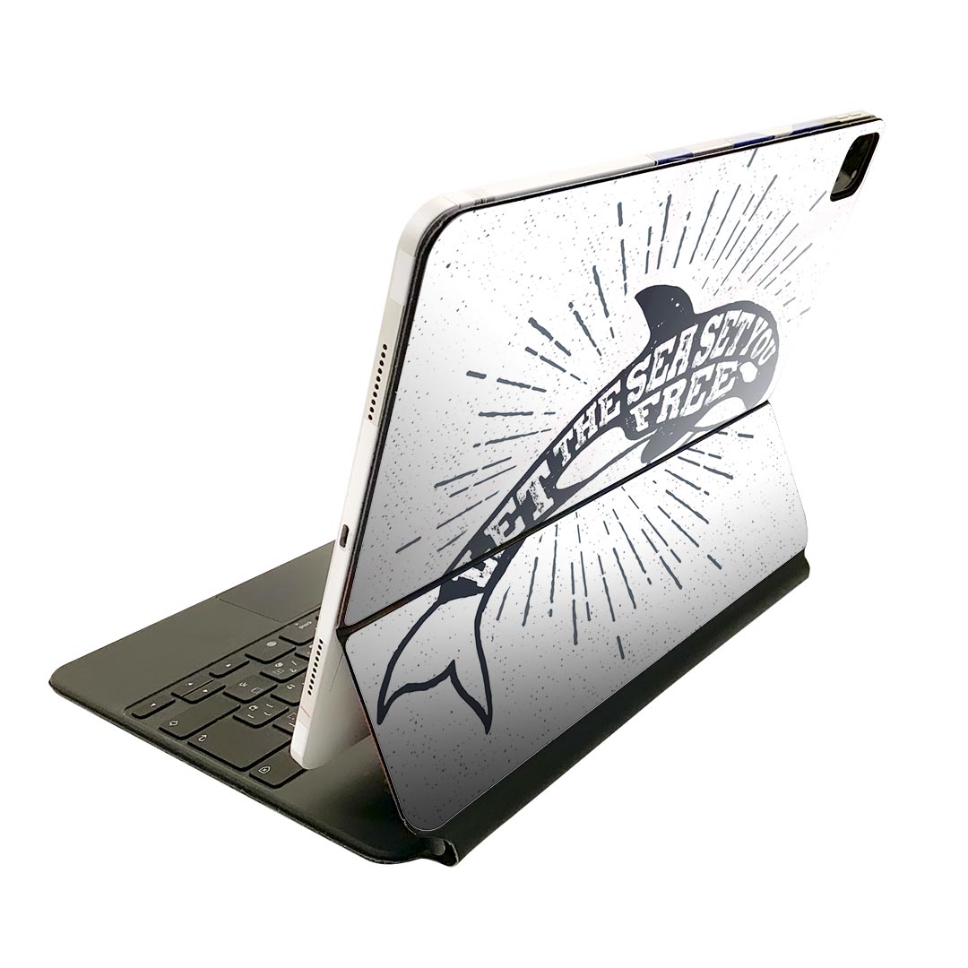 Magic Keyboard 12.9インチ iPad Pro（第4世代、第5世代、第6世代）対応 apple アップル アイパッド　全面スキンシール フル 前面　背面 保護シール 人気 011448 海　生き物　イルカ