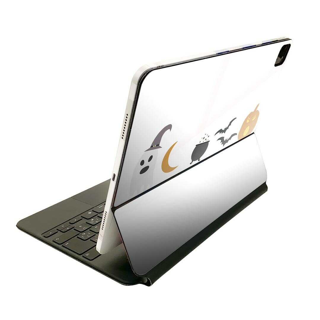 商品特徴・貼るだけでおしゃれに簡単着せ替え、Magic Keyboard 全面デザインスキンシール！・高精細プリントで写真と遜色がない仕上がり！・ちょっとしたすり傷から端末を保護！・「裸で持つ派」の人にはもちろん、お手持ちのクリアケース付けてもOK！・エアフリー素材で気泡の心配も軽減！・貼り直しOK！位置調整も安心！注意事項画像はサンプルです。ご覧の環境によっては多少色味に違いを感じる場合がございます。 イメージと違った、モニターと色味が異なるという理由での交換や返金はご対応出来かねます。端末本体やクリアケースは付属しません。貼付時のずれやカメラ周りの凹凸を考慮してカメラ穴等は少し大きめにカットしています。貼付の際はカメラ穴を基準に位置を合わせてください。カメラ付近の何もないように見える場所に穴が開いていますが、こちらは近接・明るさ感知センサー用の穴です。端末本体に直接貼ることを想定しています。保護フィルムなどの上から貼ると上手く貼れない可能性があります初回貼付時の位置調整や貼り直しは可能ですが、しっかり接着させた後の貼り直しは保証しておりません。こちらは無地のシートにプリントした商品で、デコなどの加工はございません。 凹凸や光沢があるように見えたり布地や金属を素材にしたように見える商品もありますが、図版によるものです。印刷カメラ穴の位置にわずかなズレが生じる場合がございます。ご注文後に1点1点制作する受注生産品のため、不良品以外のご返品や交換は固くお断り致します。 機種間違いも保証対象外となりますため、ご注文の際は必ず機種をご確認下さい。発送について完全受注生産のハンドメイド商品となりますので、既製品と比べて発送までお時間を頂いています。 基本的に決済確認後、2?3営業日、最大で10営業日での発送となります。繁忙期や休業日明けの場合はさらに時間がかかる場合があります。 その際には別途メールにてご連絡致します。メール便の場合、発送日から到着までに2?4日ほどかかる場合が多く、紛失などの保障もご対応できかねます。あらかじめご了承下さい。