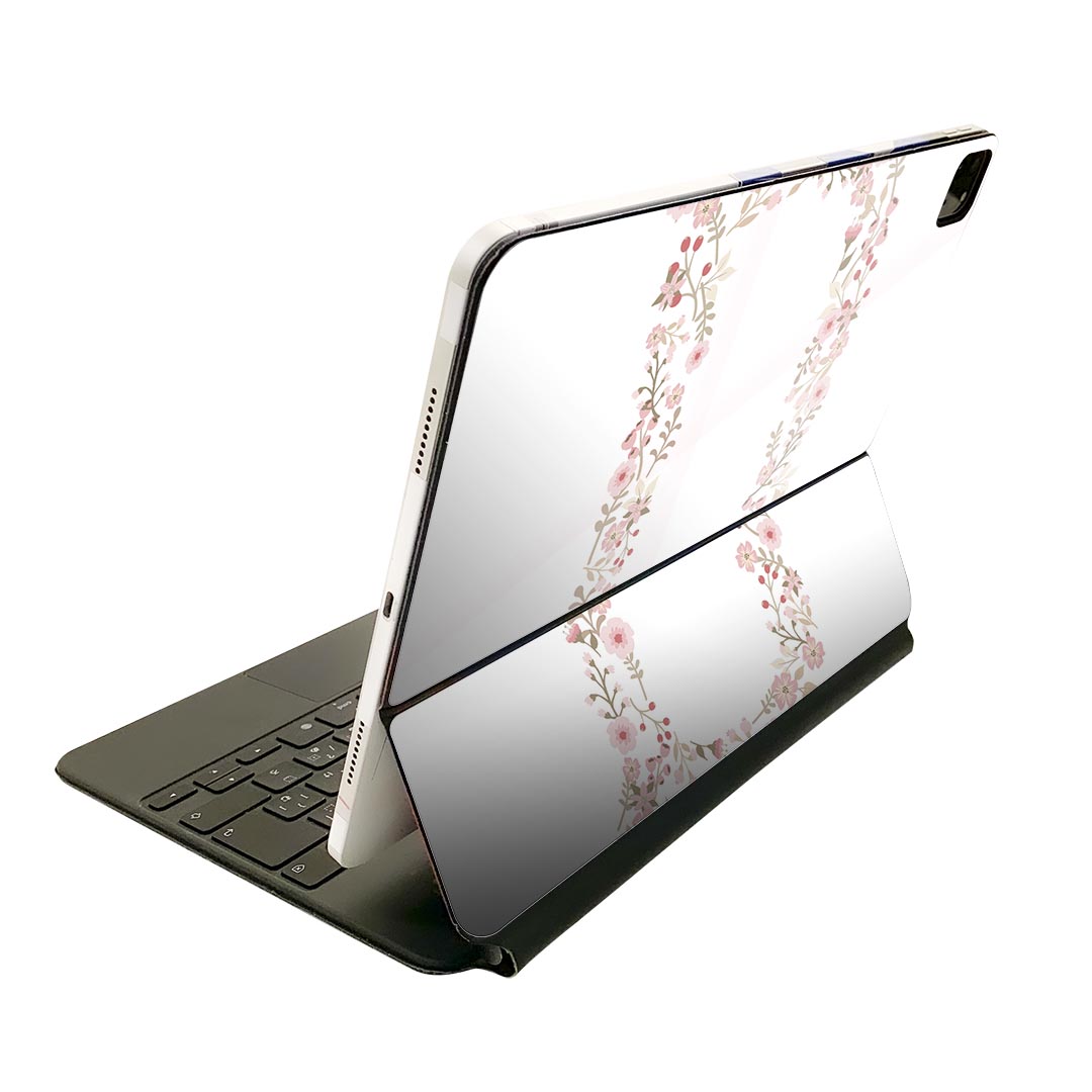 Magic Keyboard 12.9インチ iPad Pro(第4世代、第5世代、第6世代)対応 apple アップル アイパッド 全面スキンシール フル 前面 背面 保護シール 人気 文字 d アルファベット 019589