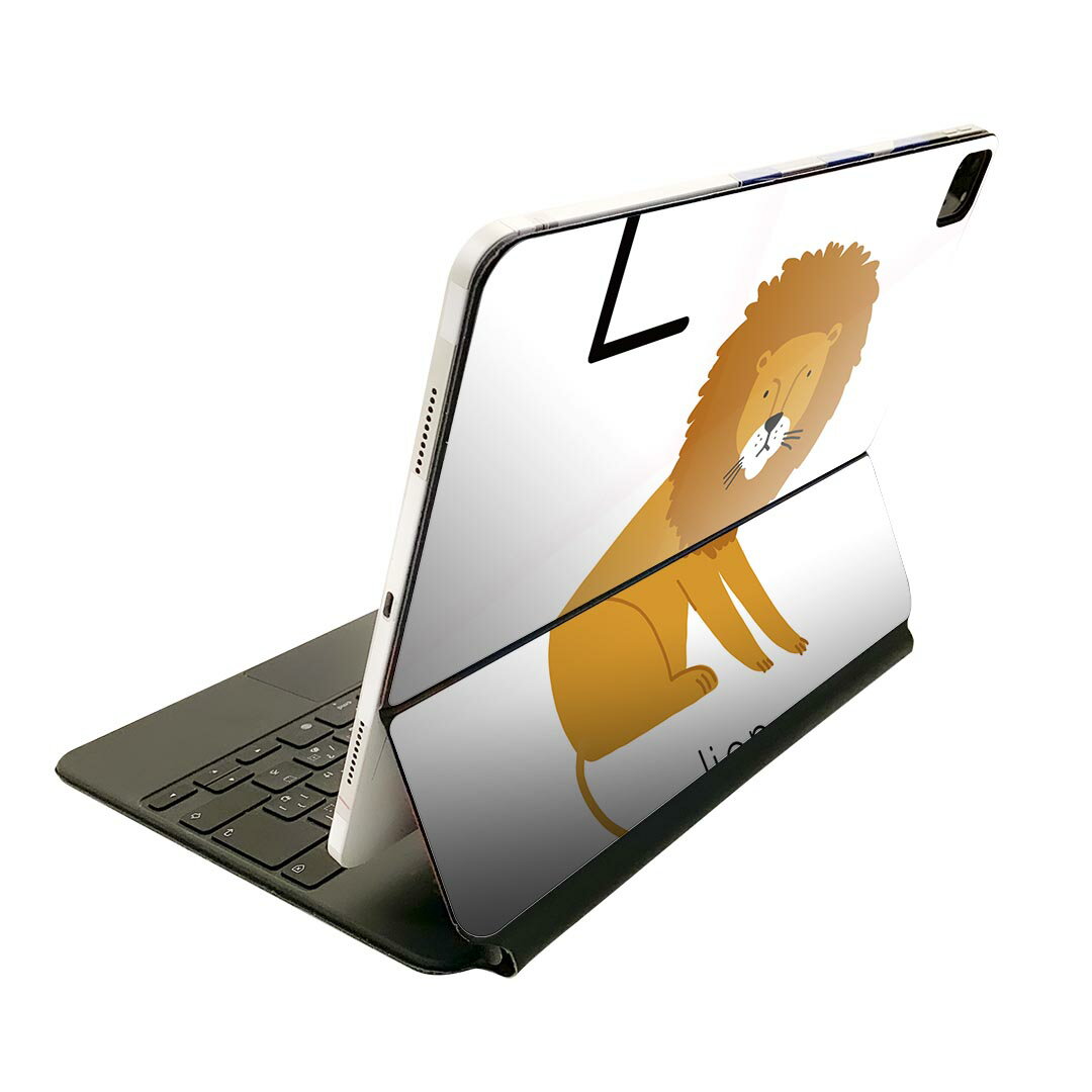 商品特徴・貼るだけでおしゃれに簡単着せ替え、Magic Keyboard 全面デザインスキンシール！・高精細プリントで写真と遜色がない仕上がり！・ちょっとしたすり傷から端末を保護！・「裸で持つ派」の人にはもちろん、お手持ちのクリアケース付けてもOK！・エアフリー素材で気泡の心配も軽減！・貼り直しOK！位置調整も安心！注意事項画像はサンプルです。ご覧の環境によっては多少色味に違いを感じる場合がございます。 イメージと違った、モニターと色味が異なるという理由での交換や返金はご対応出来かねます。端末本体やクリアケースは付属しません。貼付時のずれやカメラ周りの凹凸を考慮してカメラ穴等は少し大きめにカットしています。貼付の際はカメラ穴を基準に位置を合わせてください。カメラ付近の何もないように見える場所に穴が開いていますが、こちらは近接・明るさ感知センサー用の穴です。端末本体に直接貼ることを想定しています。保護フィルムなどの上から貼ると上手く貼れない可能性があります初回貼付時の位置調整や貼り直しは可能ですが、しっかり接着させた後の貼り直しは保証しておりません。こちらは無地のシートにプリントした商品で、デコなどの加工はございません。 凹凸や光沢があるように見えたり布地や金属を素材にしたように見える商品もありますが、図版によるものです。印刷カメラ穴の位置にわずかなズレが生じる場合がございます。ご注文後に1点1点制作する受注生産品のため、不良品以外のご返品や交換は固くお断り致します。 機種間違いも保証対象外となりますため、ご注文の際は必ず機種をご確認下さい。発送について完全受注生産のハンドメイド商品となりますので、既製品と比べて発送までお時間を頂いています。 基本的に決済確認後、2?3営業日、最大で10営業日での発送となります。繁忙期や休業日明けの場合はさらに時間がかかる場合があります。 その際には別途メールにてご連絡致します。メール便の場合、発送日から到着までに2?4日ほどかかる場合が多く、紛失などの保障もご対応できかねます。あらかじめご了承下さい。