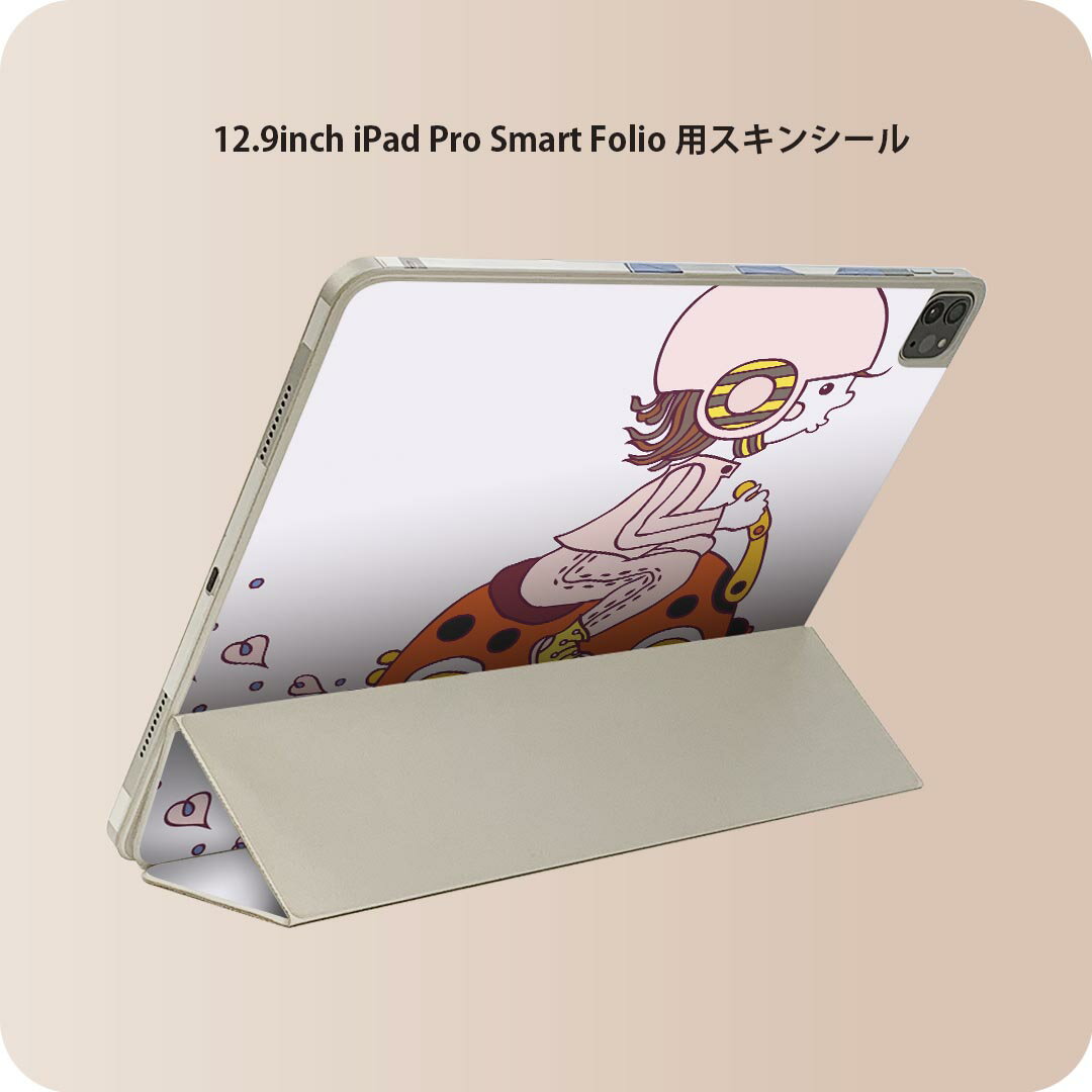 商品特徴・貼るだけでおしゃれに簡単着せ替え、iPad Smart Folio 用 12.9インチ 全面デザインスキンシール！・高精細プリントで写真と遜色がない仕上がり！・ちょっとしたすり傷から端末を保護！・「裸で持つ派」の人にはもちろん、お手持ちのクリアケース付けてもOK！・エアフリー素材で気泡の心配も軽減！・貼り直しOK！位置調整も安心！注意事項画像はサンプルです。ご覧の環境によっては多少色味に違いを感じる場合がございます。 イメージと違った、モニターと色味が異なるという理由での交換や返金はご対応出来かねます。端末本体やクリアケースは付属しません。貼付時のずれやカメラ周りの凹凸を考慮してカメラ穴等は少し大きめにカットしています。貼付の際はカメラ穴を基準に位置を合わせてください。カメラ付近の何もないように見える場所に穴が開いていますが、こちらは近接・明るさ感知センサー用の穴です。端末本体に直接貼ることを想定しています。保護フィルムなどの上から貼ると上手く貼れない可能性があります初回貼付時の位置調整や貼り直しは可能ですが、しっかり接着させた後の貼り直しは保証しておりません。こちらは無地のシートにプリントした商品で、デコなどの加工はございません。 凹凸や光沢があるように見えたり布地や金属を素材にしたように見える商品もありますが、図版によるものです。印刷カメラ穴の位置にわずかなズレが生じる場合がございます。ご注文後に1点1点制作する受注生産品のため、不良品以外のご返品や交換は固くお断り致します。 機種間違いも保証対象外となりますため、ご注文の際は必ず機種をご確認下さい。発送について完全受注生産のハンドメイド商品となりますので、既製品と比べて発送までお時間を頂いています。 基本的に決済確認後、2?3営業日、最大で10営業日での発送となります。繁忙期や休業日明けの場合はさらに時間がかかる場合があります。 その際には別途メールにてご連絡致します。メール便の場合、発送日から到着までに2?4日ほどかかる場合が多く、紛失などの保障もご対応できかねます。あらかじめご了承下さい。