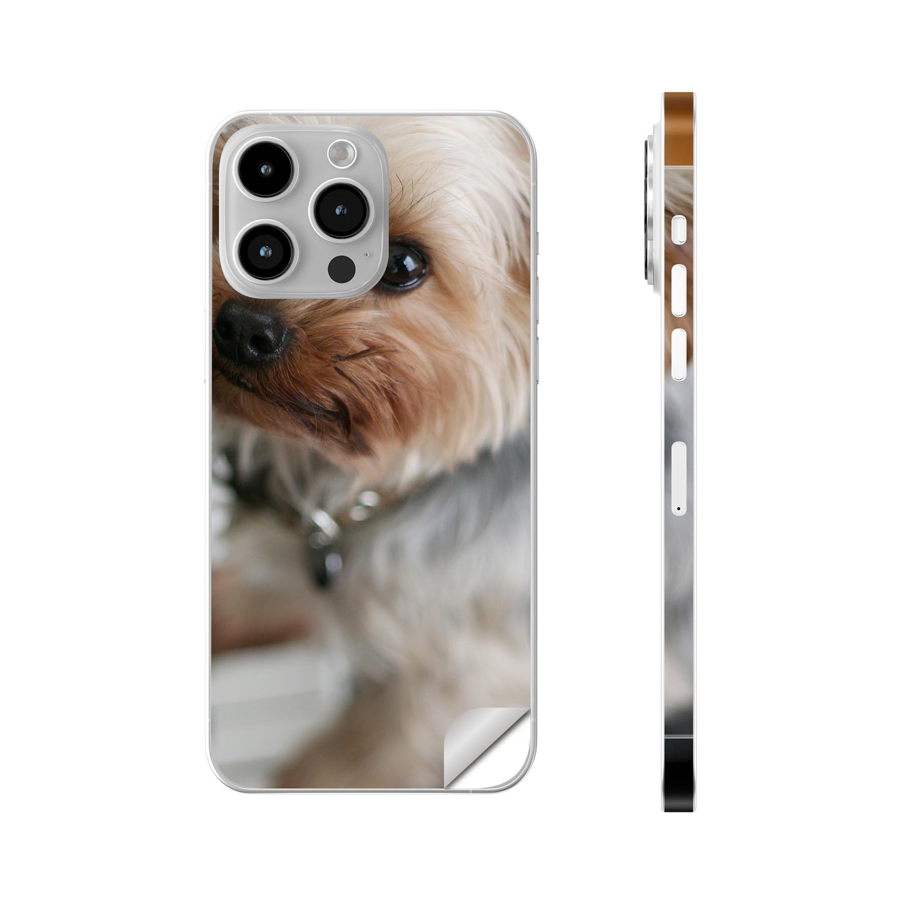 商品特徴・貼るだけでおしゃれに簡単着せ替え、スマホ用デザインスキンシール！・高精細プリントで写真と遜色のない仕上がり！半光沢シートはしっとりツヤのある表現力！・ちょっとしたすり傷からスマホを保護！・「裸で持つ派」の人にはもちろん、シールの上からバンパーやクリアケース付けてもOK！・接着部はエアフリー素材で気泡の心配も軽減！・再剥離素材なので貼り付け時の調整も安心！注意事項画像はサンプルですので、ご覧の環境によっては多少色味に違いを感じる場合がございます。 イメージと違った、モニターと色味が異なるという理由での交換や返金はご対応出来かねます。スキンシールのみの販売でスマートフォン本体・クリアケースは付属しません。端末の角に丸みがあるなどの理由で、機種によっては端末のサイズより少し小さめにカットしています。また、貼付時のずれやカメラ周りの凹凸を考慮して、カメラ穴等は少し大きめにカットしています。そのため、貼付の際はカメラ穴を基準に位置を合わせてください。初回貼付時の位置調整や貼り直しは可能ですが、しっかりと押し付けて接着させた後の再剥離、再利用は保証しておりません。スキンシールは背面のみです。側面や表面用のシールは含まれません。こちらは無地のセミグロスシートにデザインをプリントした商品で、デコなどの加工はございません。 凹凸や光沢があるように見えたり布地や金属を素材にしたように見える商品もありますが、デザインの図版によるものです。印刷時に微妙な画像のズレやカメラ穴の位置にわずかなズレが生じる場合がございます。ご注文後に1点1点制作する受注生産品のため、不良品以外のご返品や交換は固くお断り致します。 機種の選択間違いも保証対象外となりますため、ご注文の際は必ず機種をご確認下さい。発送について完全受注生産のハンドメイド商品となりますので、既製品と比べて発送までお時間を頂いています。 基本的に決済確認後、最大で10営業日での発送となります。繁忙期や休業日明けの場合はさらに時間がかかる場合があります。 その際には別途メールにてご連絡致します。メール便の場合、発送日から到着までに2?4日ほどかかる場合が多く、紛失などの保障もご対応できかねます。あらかじめご了承下さい。▼カーボンはこちらから▼