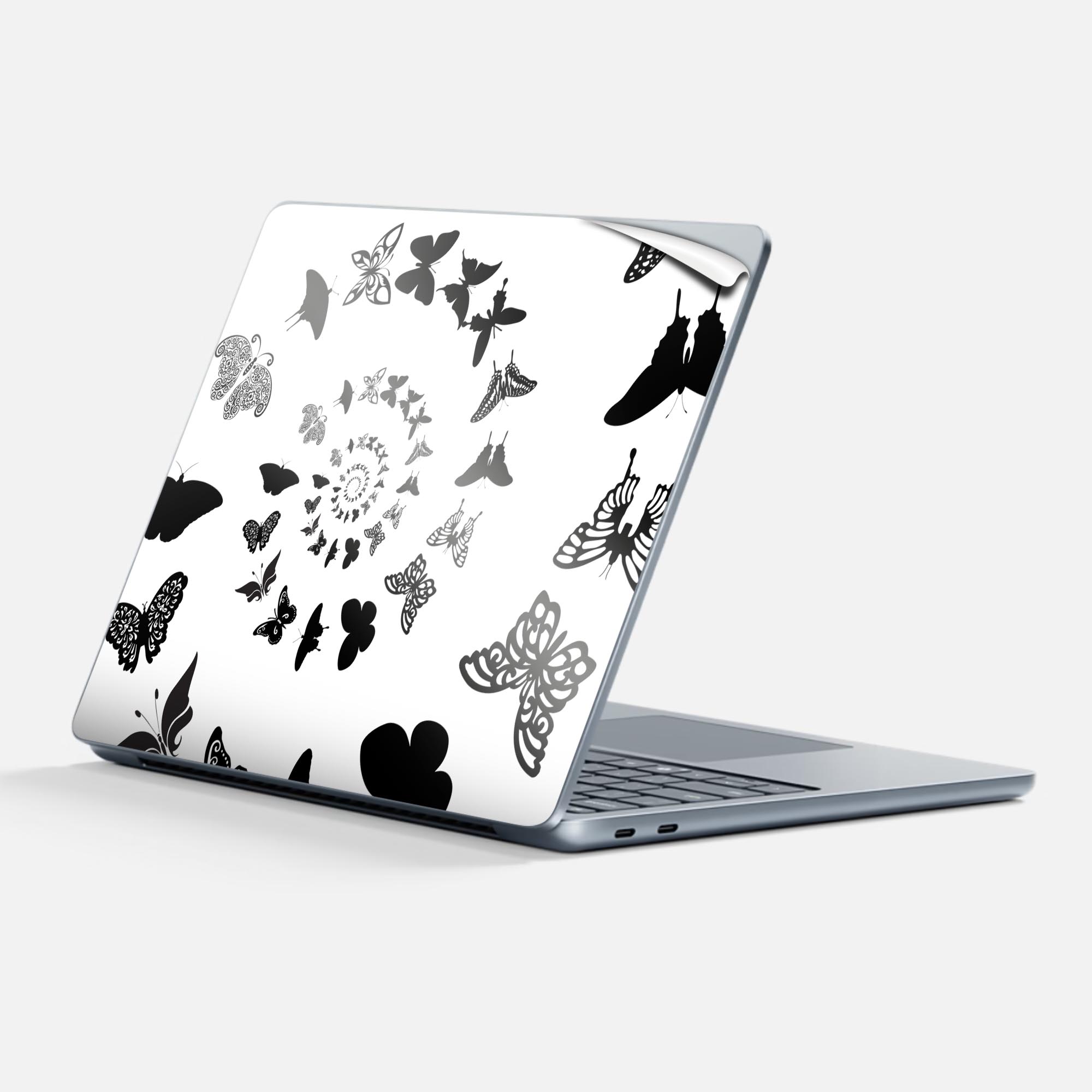 商品特徴・貼るだけでかんたん着せ替え、Surfac Laptop(第7世代) 13インチ 共通対応デザインスキンシール・高精細プリントで写真と遜色のない仕上がり！半光沢シートでしっとりツヤのある表現力・ちょっとしたすり傷からSurface本体を保護・接着部はエアフリー素材で気泡の心配も軽減・再剥離素材なので貼り付け時の調整も安心注意事項画像はサンプルですので、ご覧の環境によっては多少色味に違いを感じる場合がございます。 イメージと違った、モニターと色味が異なるという理由での交換や返金はご対応出来かねます。スキンシールのみの販売で、本体は付属しません。また、シールは背面部用のみとなります。初回貼付時の位置調整や貼り直しは可能ですが、しっかりと押し付けて接着させた後の再剥離、再利用は保証しておりません。また接着部に油分や汚れが付着しますと角の部分は剥がれやすくなりますので、貼付時はあまり触れないようにご注意ください。無地のセミグロスシートにデザインをプリントした商品で、デコなどの加工はございません。 凹凸や光沢があるように見えたり布地や金属を素材にしたように見える商品もありますが、デザインの図版によるものです。印刷時に微妙な画像のズレが生じる場合がございます。ご注文後に1点1点制作する受注生産品の為、不良品以外のご返品や交換は固くお断りします。 発送について完全受注生産のハンドメイド商品となりますので、既製品と比べて発送までお時間を頂いています。 基本的に決済確認後、最大で10営業日での発送となります。繁忙期や休業日明けの場合はさらに時間がかかる場合があります。 その際には別途メールにてご連絡致します。メール便の場合、発送日から到着までに2?4日ほどかかる場合が多く、紛失などの保障もご対応できかねます。あらかじめご了承下さい。