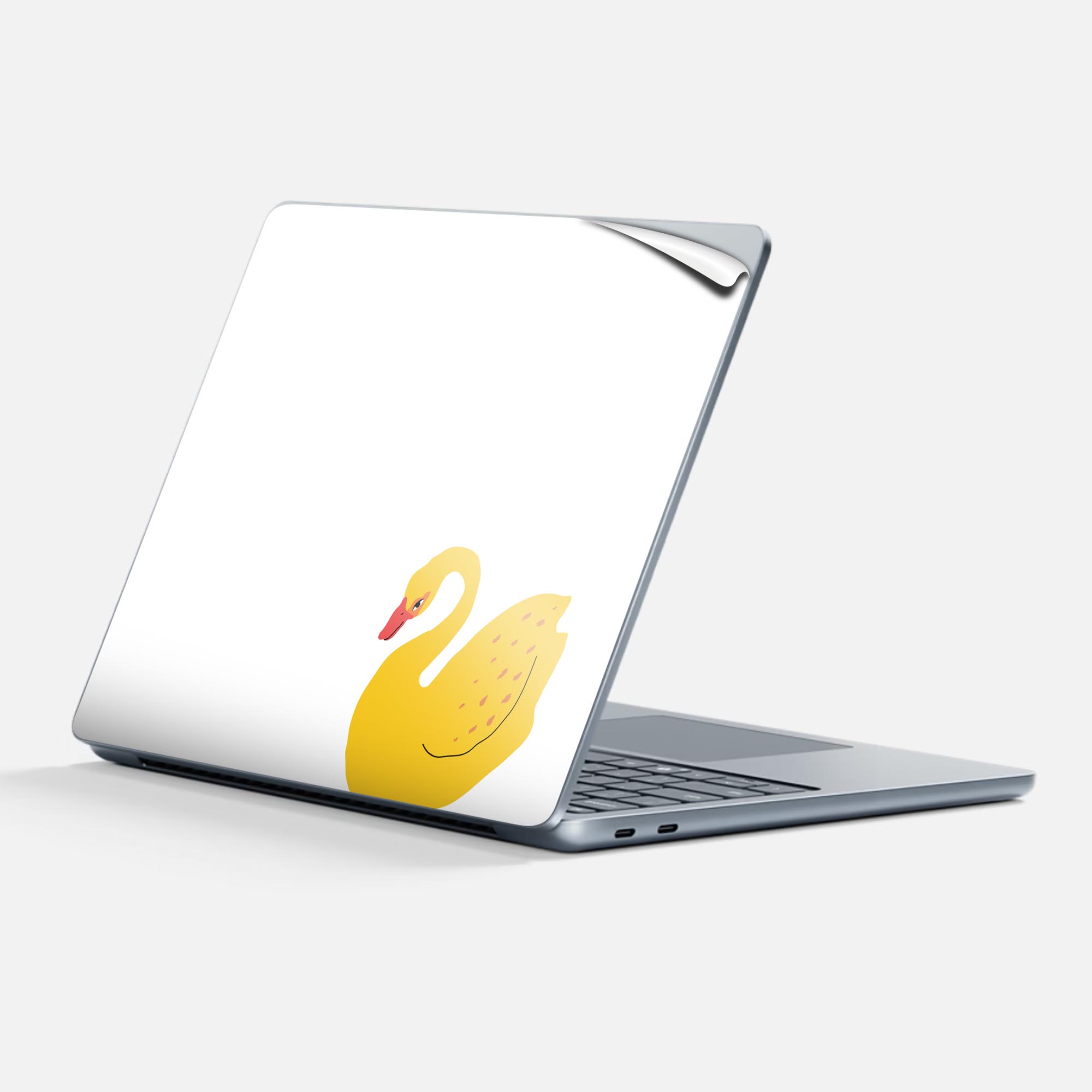 商品特徴・貼るだけでかんたん着せ替え、Surfac Laptop(第7世代) 13インチ 共通対応デザインスキンシール・高精細プリントで写真と遜色のない仕上がり！半光沢シートでしっとりツヤのある表現力・ちょっとしたすり傷からSurface本体を保護・接着部はエアフリー素材で気泡の心配も軽減・再剥離素材なので貼り付け時の調整も安心注意事項画像はサンプルですので、ご覧の環境によっては多少色味に違いを感じる場合がございます。 イメージと違った、モニターと色味が異なるという理由での交換や返金はご対応出来かねます。スキンシールのみの販売で、本体は付属しません。また、シールは背面部用のみとなります。初回貼付時の位置調整や貼り直しは可能ですが、しっかりと押し付けて接着させた後の再剥離、再利用は保証しておりません。また接着部に油分や汚れが付着しますと角の部分は剥がれやすくなりますので、貼付時はあまり触れないようにご注意ください。無地のセミグロスシートにデザインをプリントした商品で、デコなどの加工はございません。 凹凸や光沢があるように見えたり布地や金属を素材にしたように見える商品もありますが、デザインの図版によるものです。印刷時に微妙な画像のズレが生じる場合がございます。ご注文後に1点1点制作する受注生産品の為、不良品以外のご返品や交換は固くお断りします。 発送について完全受注生産のハンドメイド商品となりますので、既製品と比べて発送までお時間を頂いています。 基本的に決済確認後、最大で10営業日での発送となります。繁忙期や休業日明けの場合はさらに時間がかかる場合があります。 その際には別途メールにてご連絡致します。メール便の場合、発送日から到着までに2?4日ほどかかる場合が多く、紛失などの保障もご対応できかねます。あらかじめご了承下さい。