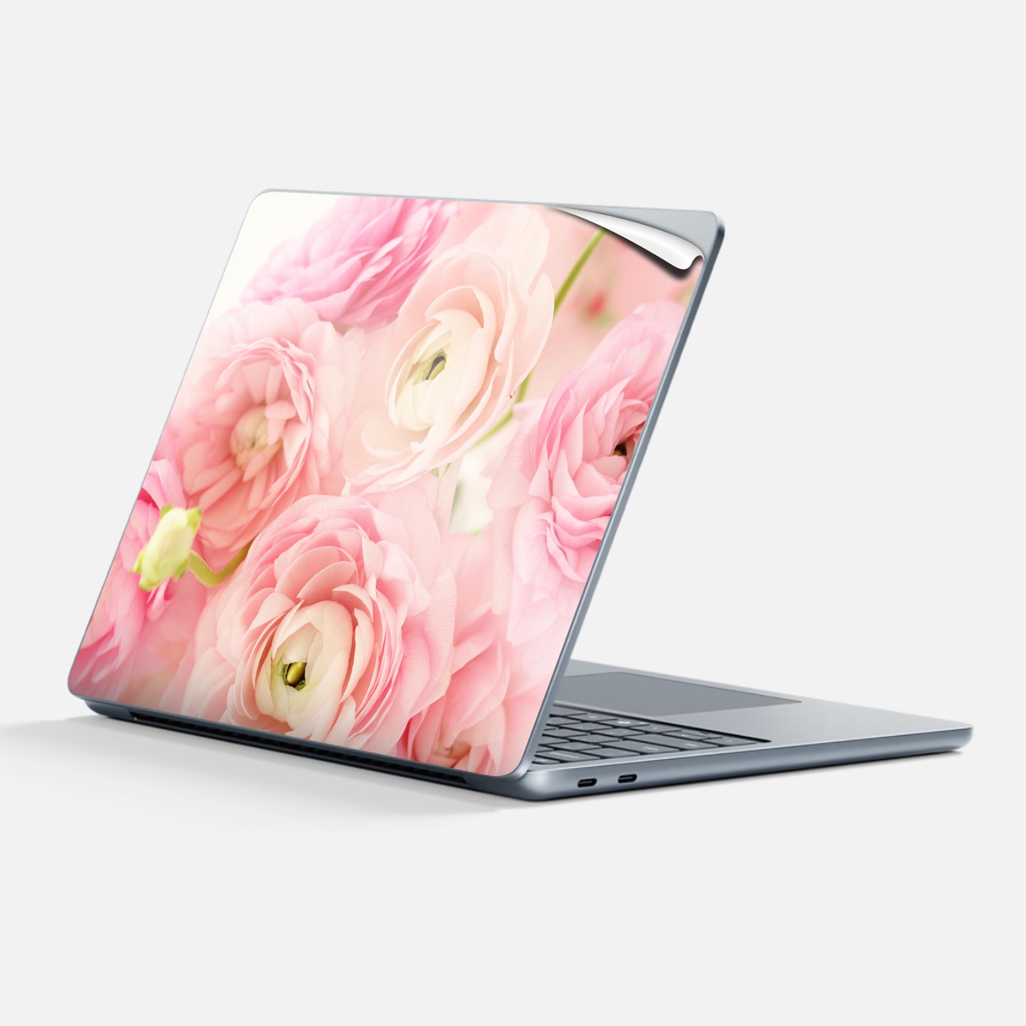 商品特徴・貼るだけでかんたん着せ替え、Surfac Laptop(第7世代) 13インチ 共通対応デザインスキンシール・高精細プリントで写真と遜色のない仕上がり！半光沢シートでしっとりツヤのある表現力・ちょっとしたすり傷からSurface本体を保護・接着部はエアフリー素材で気泡の心配も軽減・再剥離素材なので貼り付け時の調整も安心注意事項画像はサンプルですので、ご覧の環境によっては多少色味に違いを感じる場合がございます。 イメージと違った、モニターと色味が異なるという理由での交換や返金はご対応出来かねます。スキンシールのみの販売で、本体は付属しません。また、シールは背面部用のみとなります。初回貼付時の位置調整や貼り直しは可能ですが、しっかりと押し付けて接着させた後の再剥離、再利用は保証しておりません。また接着部に油分や汚れが付着しますと角の部分は剥がれやすくなりますので、貼付時はあまり触れないようにご注意ください。無地のセミグロスシートにデザインをプリントした商品で、デコなどの加工はございません。 凹凸や光沢があるように見えたり布地や金属を素材にしたように見える商品もありますが、デザインの図版によるものです。印刷時に微妙な画像のズレが生じる場合がございます。ご注文後に1点1点制作する受注生産品の為、不良品以外のご返品や交換は固くお断りします。 発送について完全受注生産のハンドメイド商品となりますので、既製品と比べて発送までお時間を頂いています。 基本的に決済確認後、最大で10営業日での発送となります。繁忙期や休業日明けの場合はさらに時間がかかる場合があります。 その際には別途メールにてご連絡致します。メール便の場合、発送日から到着までに2?4日ほどかかる場合が多く、紛失などの保障もご対応できかねます。あらかじめご了承下さい。
