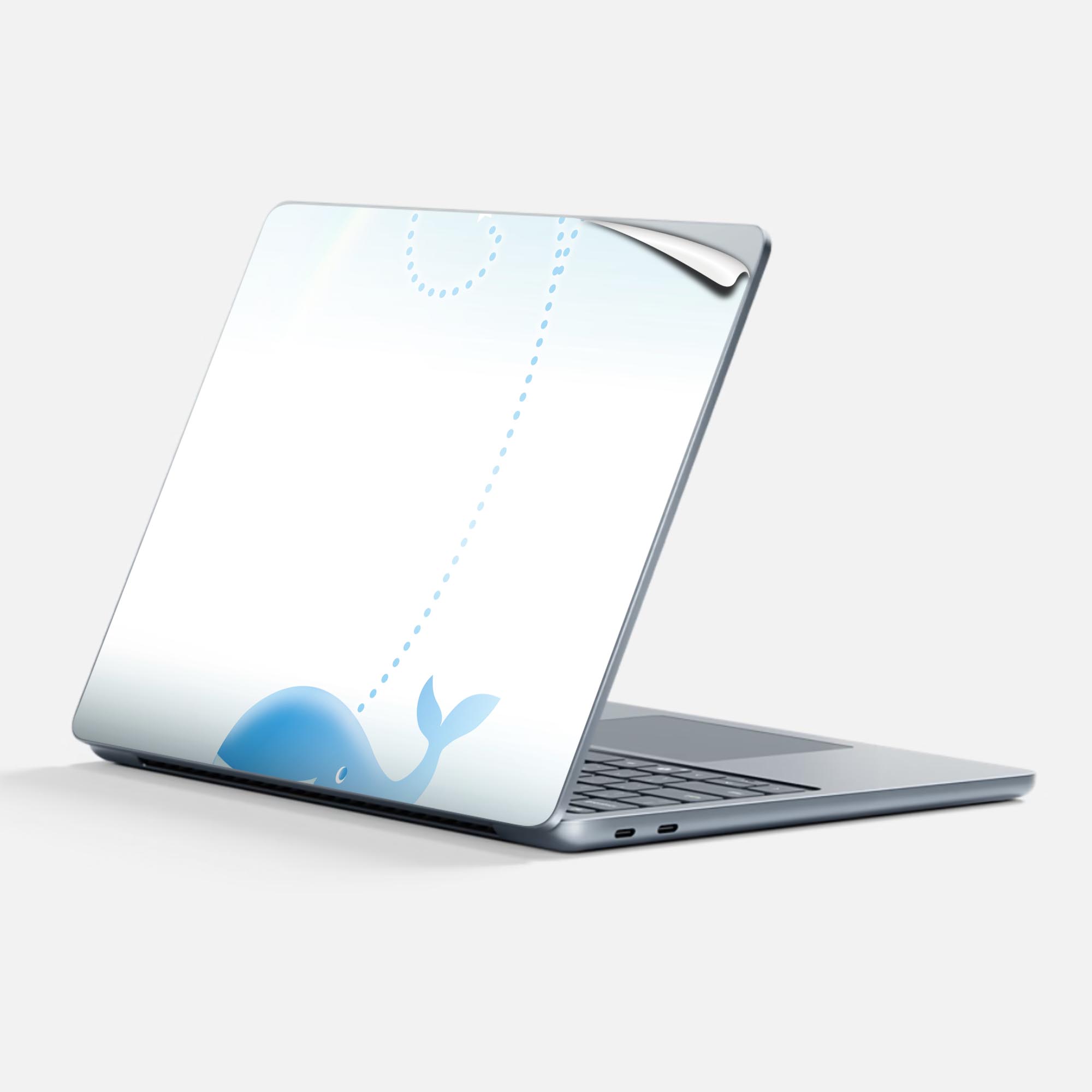 商品特徴・貼るだけでかんたん着せ替え、Surfac Laptop(第7世代) 13インチ 共通対応デザインスキンシール・高精細プリントで写真と遜色のない仕上がり！半光沢シートでしっとりツヤのある表現力・ちょっとしたすり傷からSurface本体を保護・接着部はエアフリー素材で気泡の心配も軽減・再剥離素材なので貼り付け時の調整も安心注意事項画像はサンプルですので、ご覧の環境によっては多少色味に違いを感じる場合がございます。 イメージと違った、モニターと色味が異なるという理由での交換や返金はご対応出来かねます。スキンシールのみの販売で、本体は付属しません。また、シールは背面部用のみとなります。初回貼付時の位置調整や貼り直しは可能ですが、しっかりと押し付けて接着させた後の再剥離、再利用は保証しておりません。また接着部に油分や汚れが付着しますと角の部分は剥がれやすくなりますので、貼付時はあまり触れないようにご注意ください。無地のセミグロスシートにデザインをプリントした商品で、デコなどの加工はございません。 凹凸や光沢があるように見えたり布地や金属を素材にしたように見える商品もありますが、デザインの図版によるものです。印刷時に微妙な画像のズレが生じる場合がございます。ご注文後に1点1点制作する受注生産品の為、不良品以外のご返品や交換は固くお断りします。 発送について完全受注生産のハンドメイド商品となりますので、既製品と比べて発送までお時間を頂いています。 基本的に決済確認後、最大で10営業日での発送となります。繁忙期や休業日明けの場合はさらに時間がかかる場合があります。 その際には別途メールにてご連絡致します。メール便の場合、発送日から到着までに2?4日ほどかかる場合が多く、紛失などの保障もご対応できかねます。あらかじめご了承下さい。