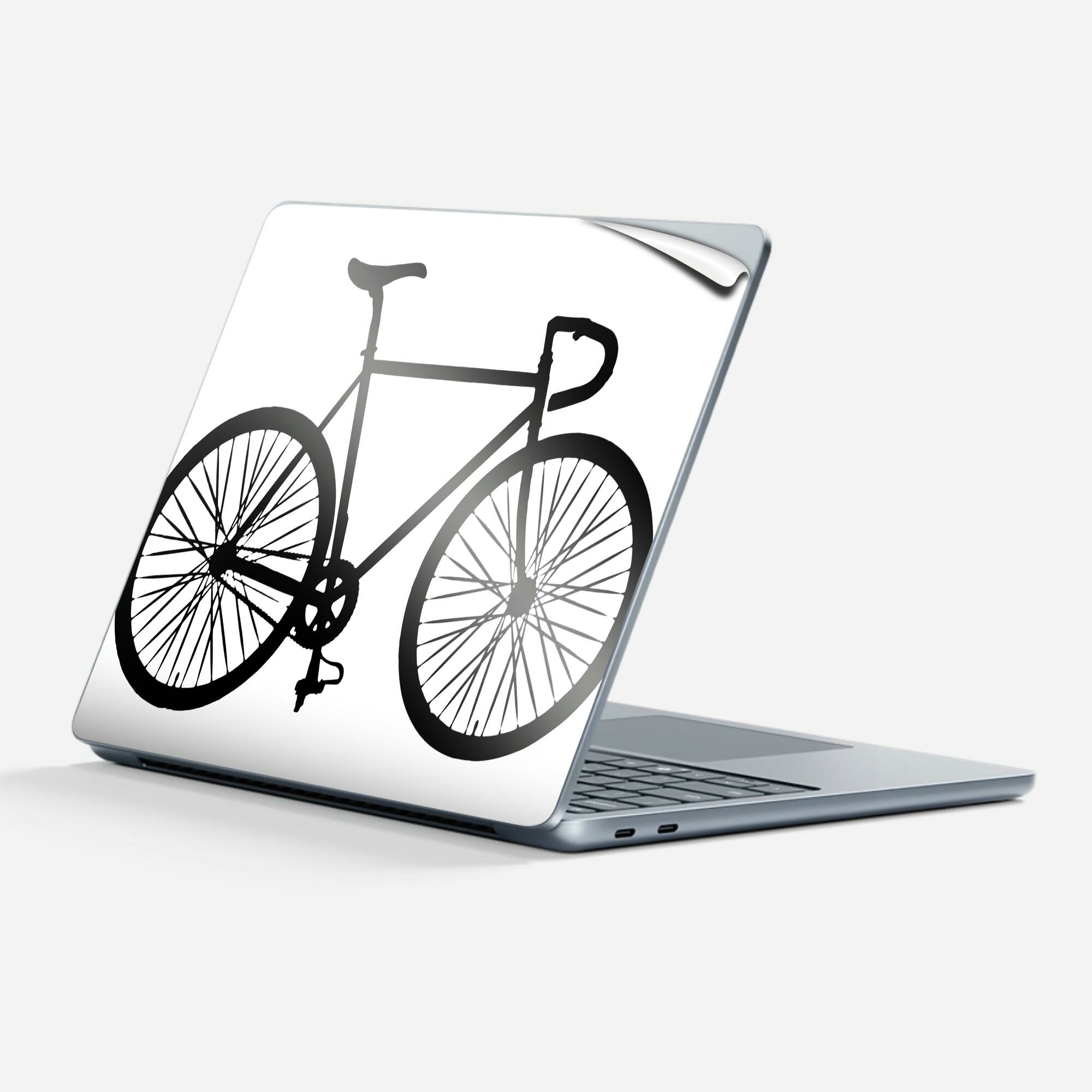 商品特徴・貼るだけでかんたん着せ替え、Surfac Laptop(第7世代) 13インチ 共通対応デザインスキンシール・高精細プリントで写真と遜色のない仕上がり！半光沢シートでしっとりツヤのある表現力・ちょっとしたすり傷からSurface本体を保護・接着部はエアフリー素材で気泡の心配も軽減・再剥離素材なので貼り付け時の調整も安心注意事項画像はサンプルですので、ご覧の環境によっては多少色味に違いを感じる場合がございます。 イメージと違った、モニターと色味が異なるという理由での交換や返金はご対応出来かねます。スキンシールのみの販売で、本体は付属しません。また、シールは背面部用のみとなります。初回貼付時の位置調整や貼り直しは可能ですが、しっかりと押し付けて接着させた後の再剥離、再利用は保証しておりません。また接着部に油分や汚れが付着しますと角の部分は剥がれやすくなりますので、貼付時はあまり触れないようにご注意ください。無地のセミグロスシートにデザインをプリントした商品で、デコなどの加工はございません。 凹凸や光沢があるように見えたり布地や金属を素材にしたように見える商品もありますが、デザインの図版によるものです。印刷時に微妙な画像のズレが生じる場合がございます。ご注文後に1点1点制作する受注生産品の為、不良品以外のご返品や交換は固くお断りします。 発送について完全受注生産のハンドメイド商品となりますので、既製品と比べて発送までお時間を頂いています。 基本的に決済確認後、最大で10営業日での発送となります。繁忙期や休業日明けの場合はさらに時間がかかる場合があります。 その際には別途メールにてご連絡致します。メール便の場合、発送日から到着までに2?4日ほどかかる場合が多く、紛失などの保障もご対応できかねます。あらかじめご了承下さい。