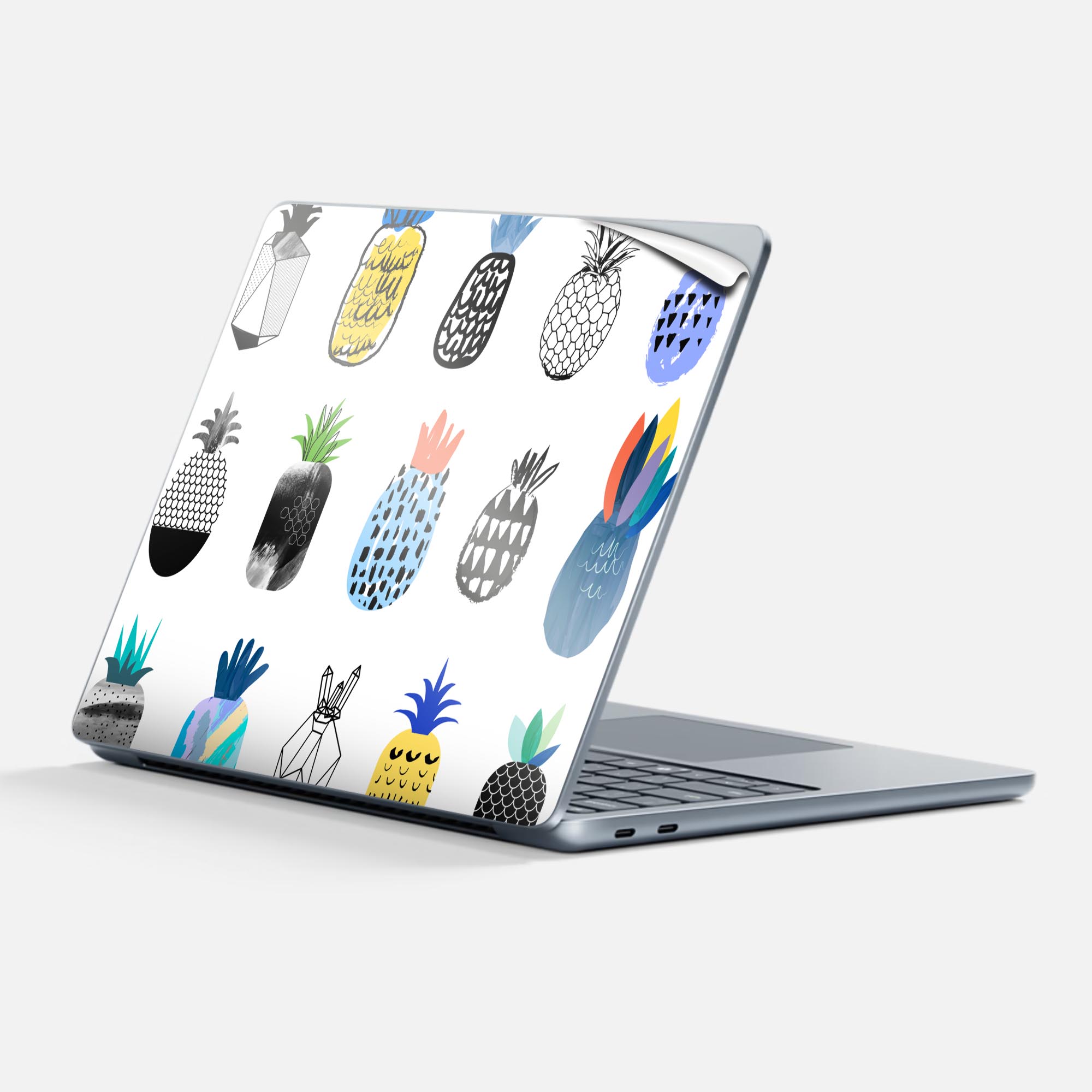 商品特徴・貼るだけでかんたん着せ替え、Surfac Laptop(第7世代) 13インチ 共通対応デザインスキンシール・高精細プリントで写真と遜色のない仕上がり！半光沢シートでしっとりツヤのある表現力・ちょっとしたすり傷からSurface本体を保護・接着部はエアフリー素材で気泡の心配も軽減・再剥離素材なので貼り付け時の調整も安心注意事項画像はサンプルですので、ご覧の環境によっては多少色味に違いを感じる場合がございます。 イメージと違った、モニターと色味が異なるという理由での交換や返金はご対応出来かねます。スキンシールのみの販売で、本体は付属しません。また、シールは背面部用のみとなります。初回貼付時の位置調整や貼り直しは可能ですが、しっかりと押し付けて接着させた後の再剥離、再利用は保証しておりません。また接着部に油分や汚れが付着しますと角の部分は剥がれやすくなりますので、貼付時はあまり触れないようにご注意ください。無地のセミグロスシートにデザインをプリントした商品で、デコなどの加工はございません。 凹凸や光沢があるように見えたり布地や金属を素材にしたように見える商品もありますが、デザインの図版によるものです。印刷時に微妙な画像のズレが生じる場合がございます。ご注文後に1点1点制作する受注生産品の為、不良品以外のご返品や交換は固くお断りします。 発送について完全受注生産のハンドメイド商品となりますので、既製品と比べて発送までお時間を頂いています。 基本的に決済確認後、最大で10営業日での発送となります。繁忙期や休業日明けの場合はさらに時間がかかる場合があります。 その際には別途メールにてご連絡致します。メール便の場合、発送日から到着までに2?4日ほどかかる場合が多く、紛失などの保障もご対応できかねます。あらかじめご了承下さい。