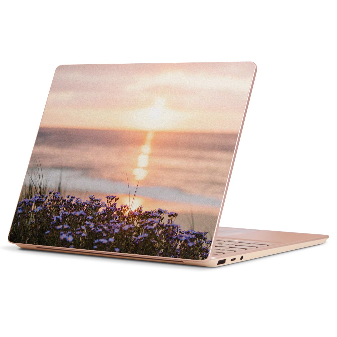 Surface Laptop Go (2020) 専用 スキンシール Microsoft サーフェス サーフィス ノートブック ノートパソコン カバー ケース フィルム ステッカー アクセサリー 保護 023607 景色　夕日　花