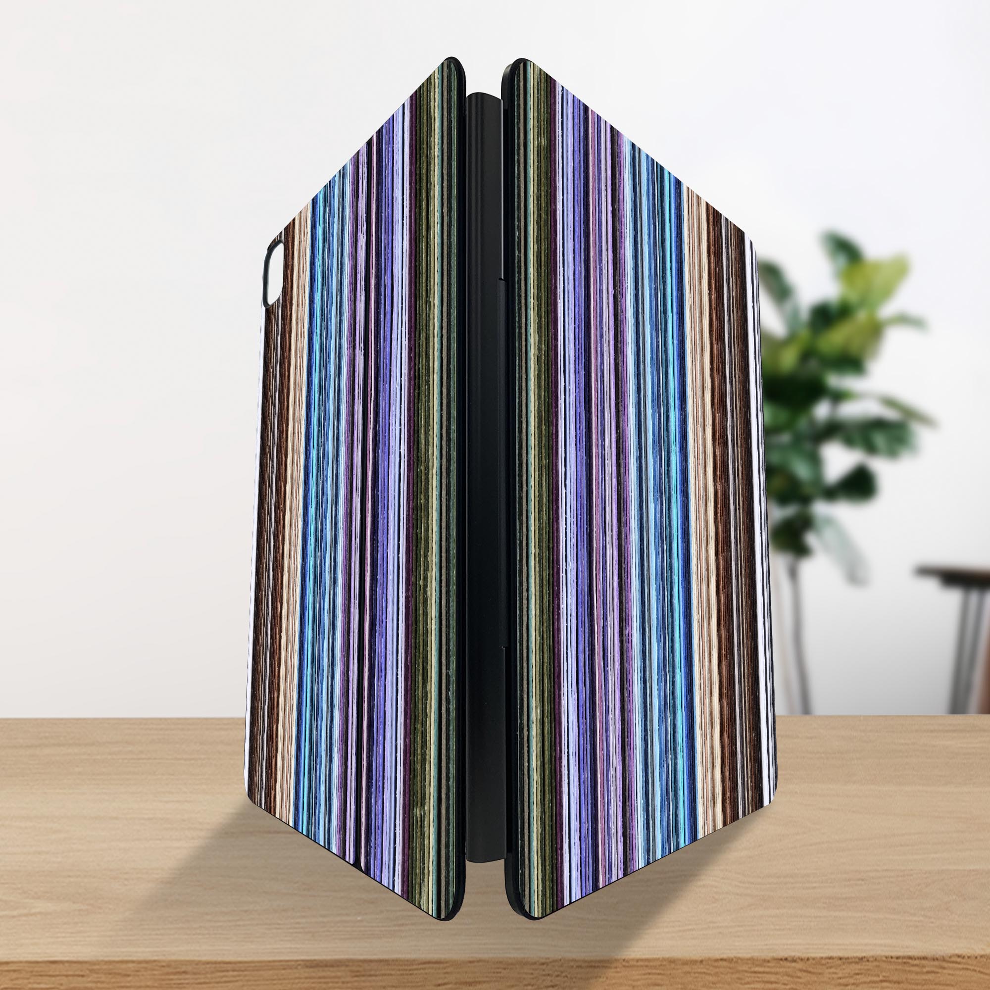 マジックキーボード 用 スキンシール 11インチ 13インチ iPad Pro11(M4) iPad Pro13(M4)用 2024年発売 第5世代 Magic Keyboard 対応 前面 背面 保護シール 人気 ボーダー　カラフル 000201