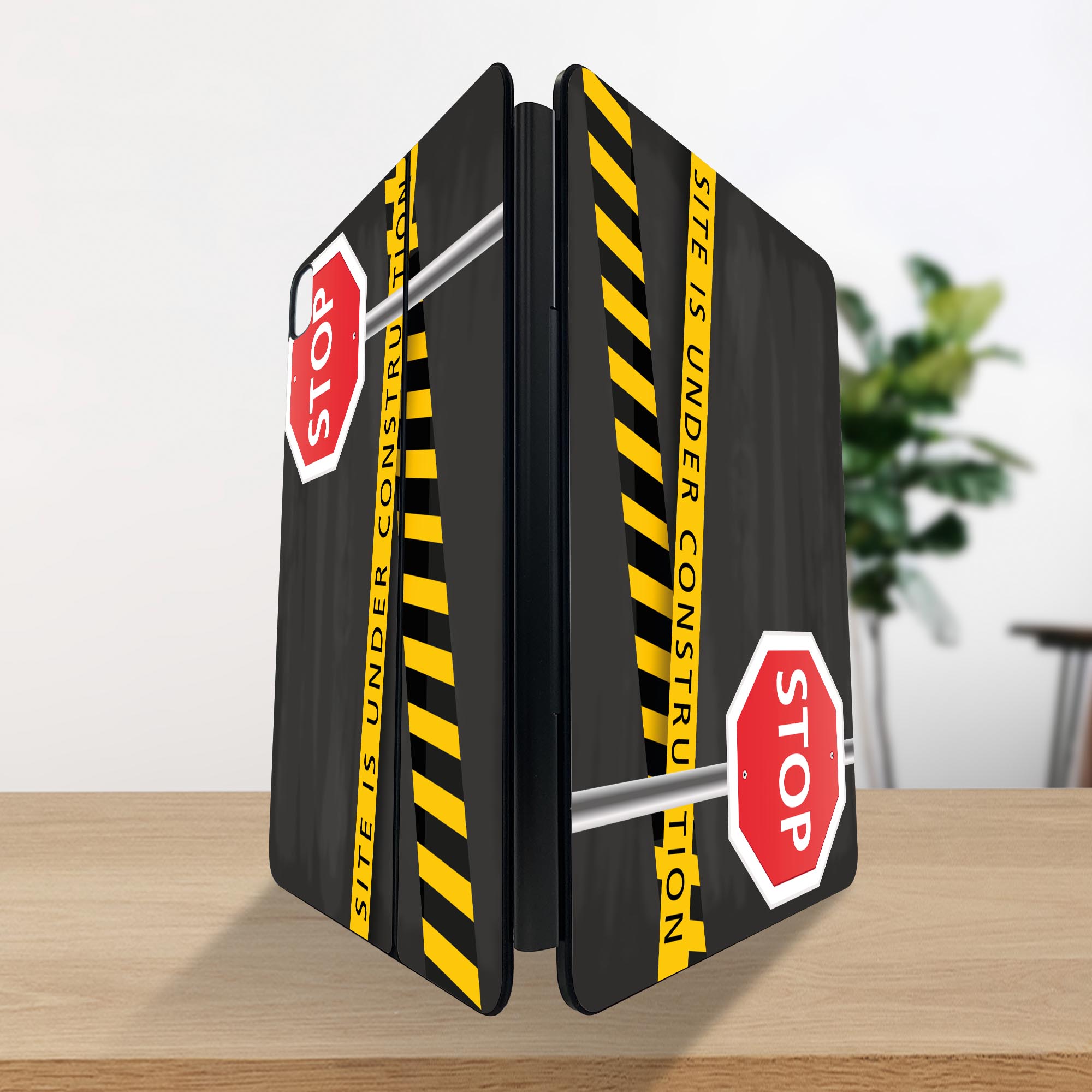 マジックキーボード 用 スキンシール 11インチ 13インチ iPad Pro11(M4) iPad Pro13(M4)用 2024年発売 第5世代 Magic Keyboard 対応 前面 背面 保護シール 人気 工事中　危険　看板 025918