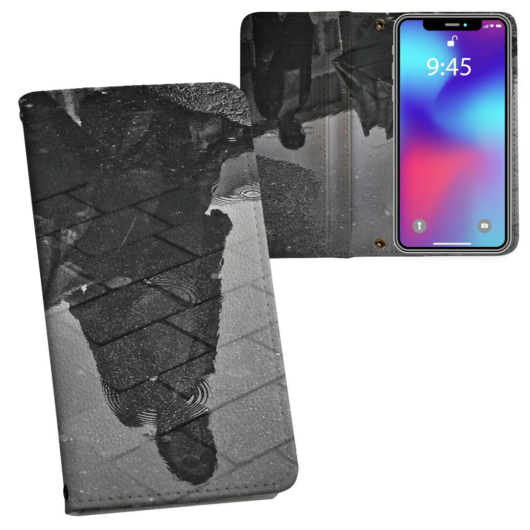 商品特徴・シームレスな全面デザイン・外側は高品質の人工革を使用・内側にはスマホを装着するケースが付属・機種専用のカメラホール仕様でケースを装着したままの撮影が可能・ワンセグや動画の視聴に便利な横置きスタンド機能・ICカードなどを2枚まで収納...