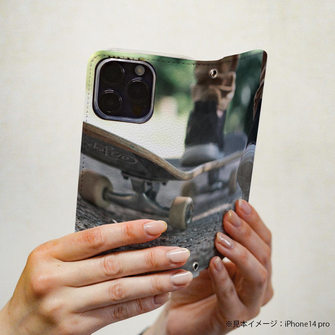 Galaxy S23 Ultra SC-52D SCG20 用 ケース カバー 手帳型 マグネット式 ピタッと閉まる レザーケース sc52d カード収納 ポケット 023798 スケボー　写真　スニーカー