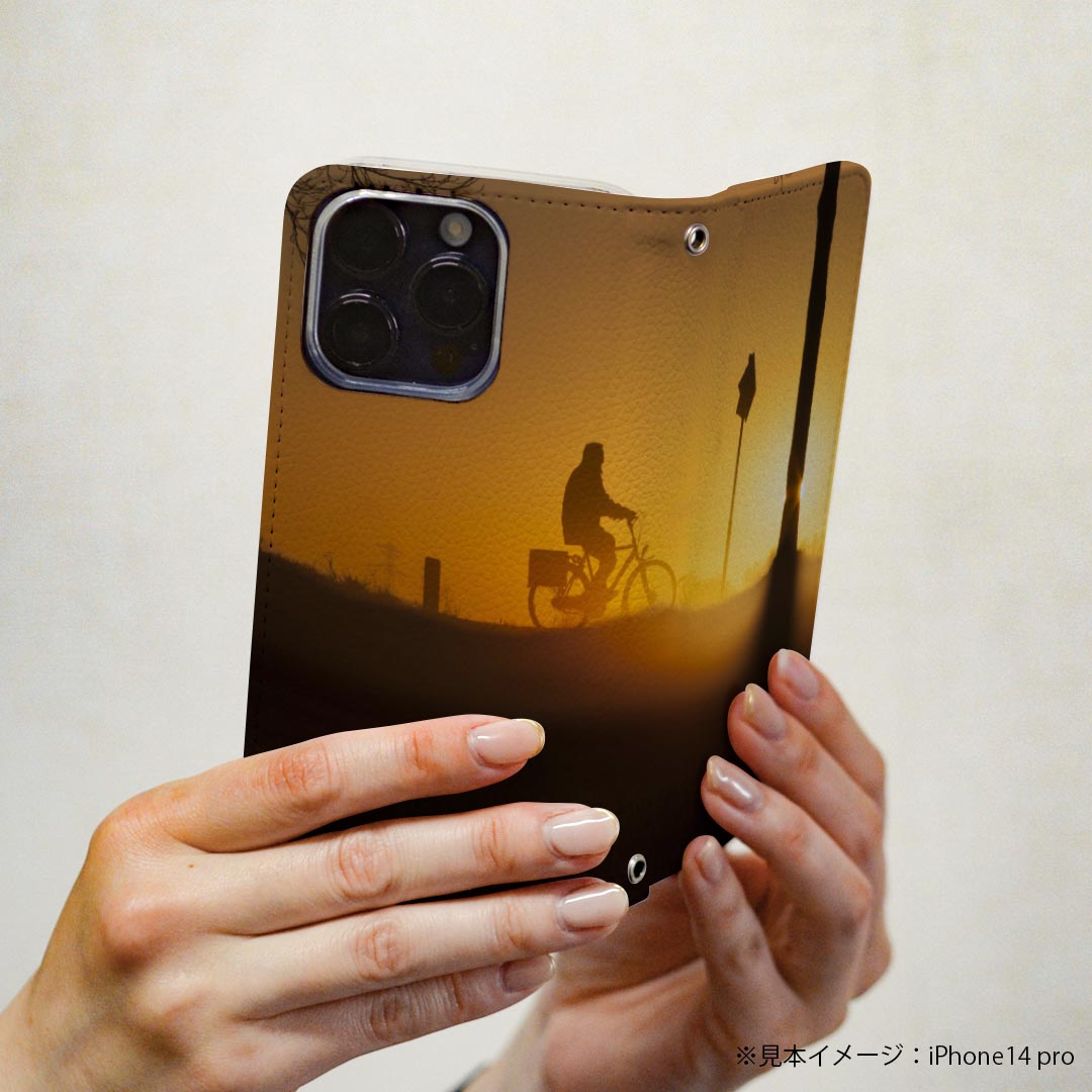 Google Pixel5 ケース 専用 ケース カバー 手帳型 マグネット式 ピタッと閉まる レザーケース pixel 5 カード収納 ポケット igcase 023854 夕日　自転車