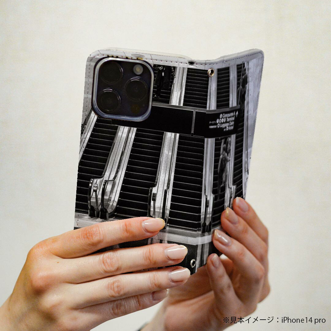 Google Pixel 9 Pro XL 専用 ケース カバー 手帳型 マグネット式 ピタッと閉まる レザーケース pixel9proxl カード収納 ポケット igcase 025703 エスカレーター　モノクロ　写真