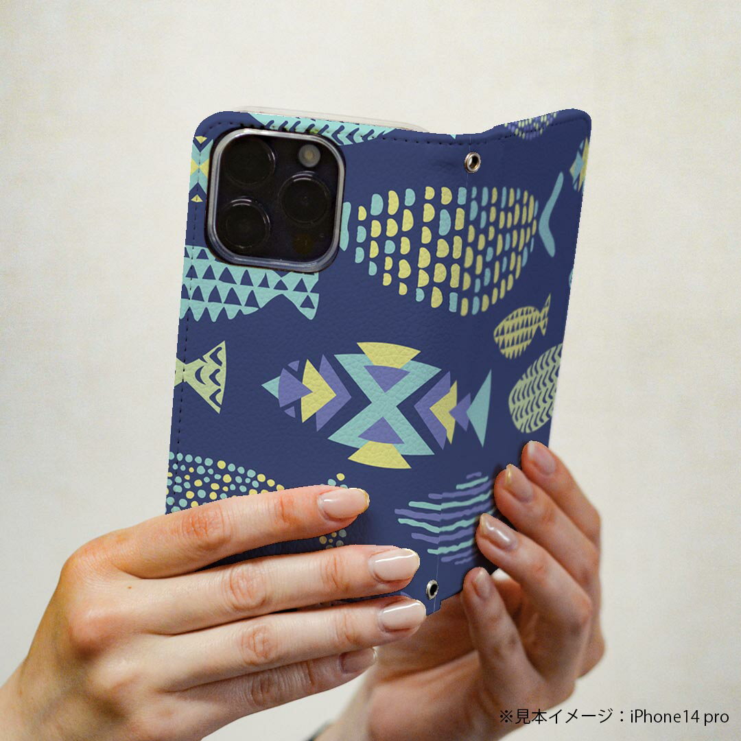 arrows We2 F-52E 専用 ケース カバー 手帳型 マグネット式 ピタッと閉まる レザーケース f52e カード収納 ポケット igcase 010782 魚　シルエット　青