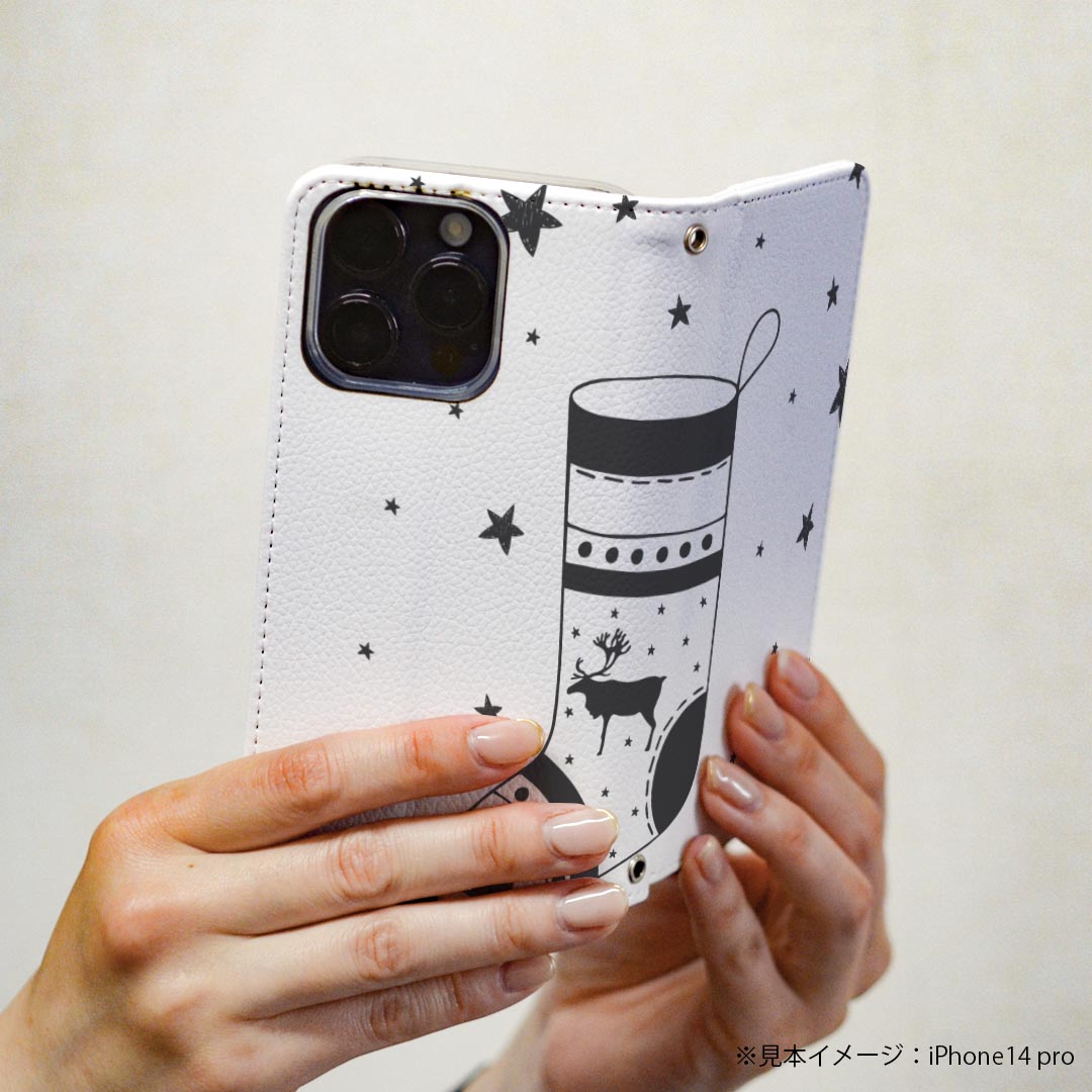 GRATINA KYV48 ケース 専用 ケース カバー 手帳型 マグネット式 ピタッと閉まる レザーケース kyv48 カード収納 ポケット igcase 017664 クリスマス 靴下　トナカイ　モノトーン