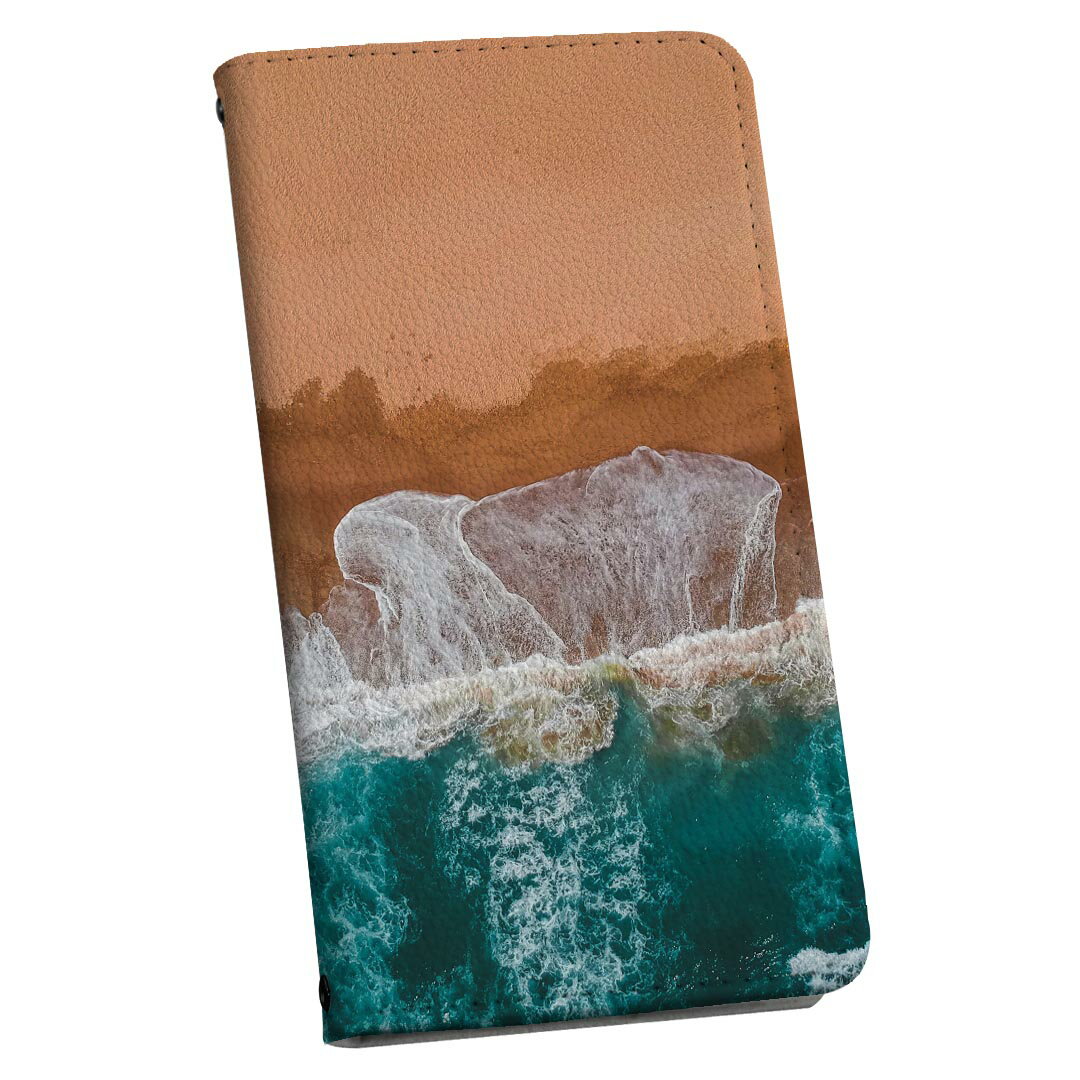 商品特徴・シームレスな全面デザイン（内側は落ち着いたオフホワイト）・外側は高品質の人工革を使用・内側にはスマホを装着するケースが付属・機種専用のカメラホール仕様でケースを装着したままの撮影が可能・ワンセグや動画の視聴に便利な横置きスタンド機能・ICカードなどを2枚まで収納できるカードスロット付き・マグネットフリップで開け閉めカンタン注意事項商品画像はサンプルイメージですので、ご覧の環境によっては多少色味に違いを感じる場合がございます。イメージと違った、モニターと色味が異なるという理由での交換や返金はご対応出来かねます。カバーのみの販売で本体は付属しません。ケース装着のままケーブルを挿しての充電は可能ですが、卓上ホルダでの充電は仕様上対応しておりません。また、ワイヤレス充電対応機種についてはお使いの機器や環境により反応しない場合があります。お手数ですがケースから外してお使い下さい。卓上ホルダ及びワイヤレスでの充電は保障の対象外となります。こちらは無地のレザーにデザインをプリントした商品で、デコなどの加工はございません。凹凸や光沢があるように見えたり布地や金属を素材にしたように見える商品もありますが、デザインの図版によるものです。撮影時にカバーが映り込む恐れがあるため、カメラ用の穴は若干大きめに開けています。カメラ穴の位置にわずかなズレが生じる場合がございます。また印刷時に微妙な画像のズレが生じる場合がございます。ご注文後に1点1点制作する受注生産品のため、不良品以外のご返品や交換は固くお断り致します。機種の選択間違いも保証対象外となりますため、ご注文の際は必ず機種をご確認下さい。発送について完全受注生産のハンドメイド商品となりますので、既製品と比べて発送までお時間を頂いています。 基本的に決済確認後、通常で3営業日程度、最大で10営業日程度での発送となります。繁忙期や休業日明けの場合はさらに時間がかかる場合があります。 その際には別途メールにてご連絡致します。メール便の場合、発送日から到着までに2?4日ほどかかる場合が多く、紛失などの保障もご対応できかねます。あらかじめご了承下さい。