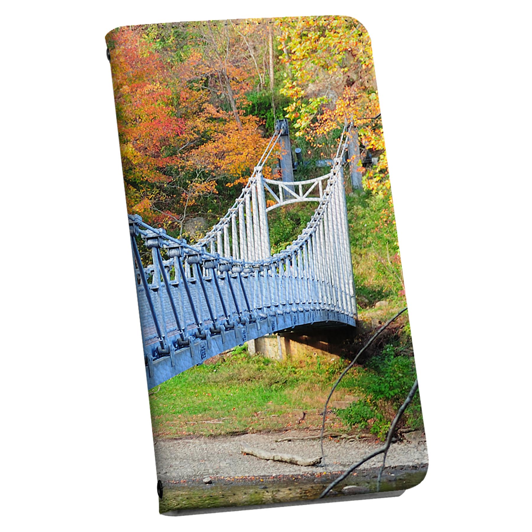 商品特徴・シームレスな全面デザイン（内側は落ち着いたオフホワイト）・外側は高品質の人工革を使用・内側にはスマホを装着するケースが付属・機種専用のカメラホール仕様でケースを装着したままの撮影が可能・ワンセグや動画の視聴に便利な横置きスタンド機能・ICカードなどを2枚まで収納できるカードスロット付き・マグネットフリップで開け閉めカンタン注意事項商品画像はサンプルイメージですので、ご覧の環境によっては多少色味に違いを感じる場合がございます。イメージと違った、モニターと色味が異なるという理由での交換や返金はご対応出来かねます。カバーのみの販売で本体は付属しません。ケース装着のままケーブルを挿しての充電は可能ですが、卓上ホルダでの充電は仕様上対応しておりません。また、ワイヤレス充電対応機種についてはお使いの機器や環境により反応しない場合があります。お手数ですがケースから外してお使い下さい。卓上ホルダ及びワイヤレスでの充電は保障の対象外となります。こちらは無地のレザーにデザインをプリントした商品で、デコなどの加工はございません。凹凸や光沢があるように見えたり布地や金属を素材にしたように見える商品もありますが、デザインの図版によるものです。撮影時にカバーが映り込む恐れがあるため、カメラ用の穴は若干大きめに開けています。カメラ穴の位置にわずかなズレが生じる場合がございます。また印刷時に微妙な画像のズレが生じる場合がございます。ご注文後に1点1点制作する受注生産品のため、不良品以外のご返品や交換は固くお断り致します。機種の選択間違いも保証対象外となりますため、ご注文の際は必ず機種をご確認下さい。発送について完全受注生産のハンドメイド商品となりますので、既製品と比べて発送までお時間を頂いています。 基本的に決済確認後、通常で3営業日程度、最大で10営業日程度での発送となります。繁忙期や休業日明けの場合はさらに時間がかかる場合があります。 その際には別途メールにてご連絡致します。メール便の場合、発送日から到着までに2?4日ほどかかる場合が多く、紛失などの保障もご対応できかねます。あらかじめご了承下さい。