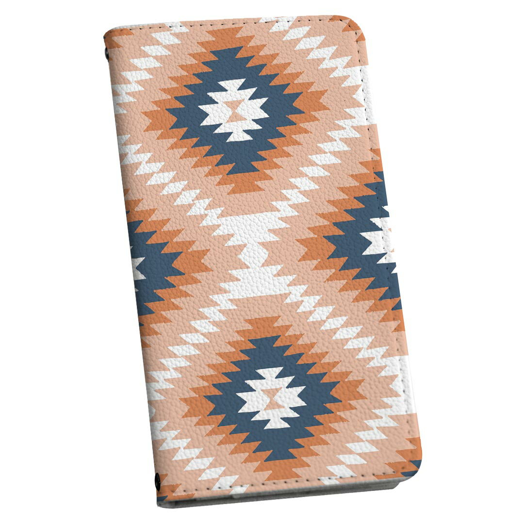 商品特徴・シームレスな全面デザイン（内側は落ち着いたオフホワイト）・外側は高品質の人工革を使用・内側にはスマホを装着するケースが付属・機種専用のカメラホール仕様でケースを装着したままの撮影が可能・ワンセグや動画の視聴に便利な横置きスタンド機...