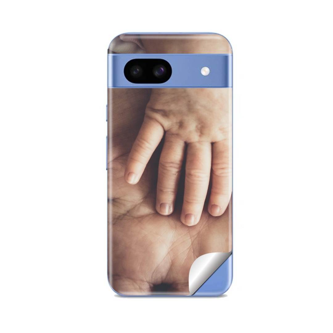 Google Pixel 8 シリーズ対応の専用スキンシール。20,000柄以上から選べる、まとうデザイン。同柄2枚入りなので、貼り直しや気分に合わせた貼り替えにも余裕があります。モデル：Google Pixel 8a