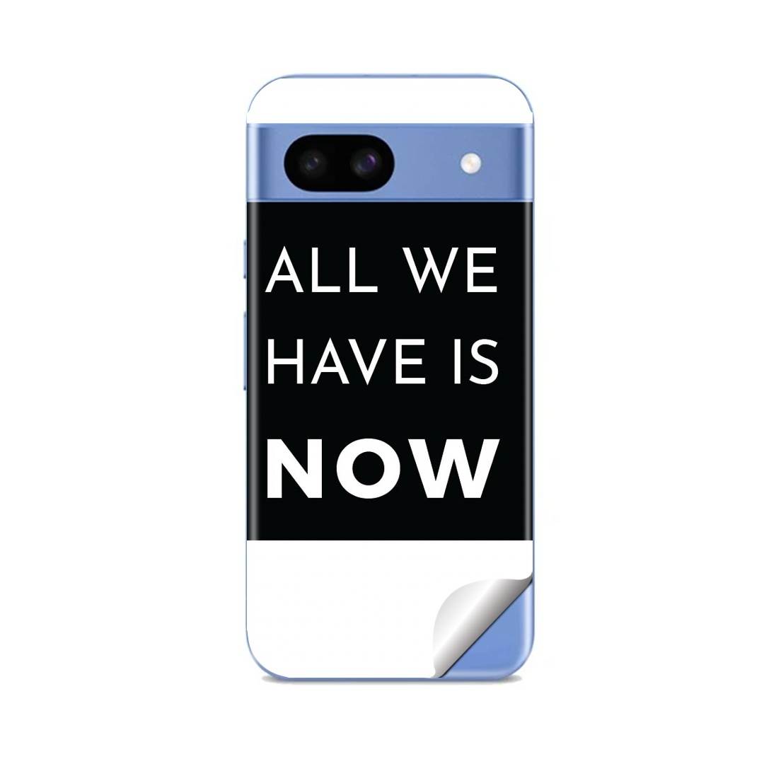 Google Pixel 8 シリーズ対応の専用スキンシール。20,000柄以上から選べる、まとうデザイン。同柄2枚入りなので、貼り直しや気分に合わせた貼り替えにも余裕があります。モデル：Google Pixel 8a