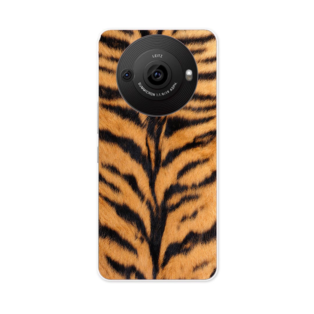 注意事項素材ケースの入荷時期により、商品写真とは一部カメラ・ボタン穴などの形状が異なるケースを使用する場合があります。また、一部機種のTPU商品は素材強度の関係でケースの上からボタン等を操作するタイプとなりますが操作に影響はありません。側面への印刷はありません。また、機種によっては角の丸みにより印刷されない範囲が生じます。商品画像はサンプルイメージですので、ご覧の環境によっては多少色味に違いを感じる場合があります。イメージと違った、モニターと色味が異なるという理由での交換は対応出来かねます。カバーのみの販売で本体は付属しません。ケース装着のままケーブルを挿しての充電は可能ですが、卓上ホルダでの充電は仕様上対応しておりません。また、ワイヤレス充電対応機種についてはお使いの機器や環境により反応しない場合があります。お手数ですがケースから外してお使い下さい。卓上ホルダ及びワイヤレスでの充電は保障の対象外となります。ケースの穴の位置にわずかなズレが生じる場合がございます。また印刷時に微妙な画像のズレが生じる場合がございます。こちらの商品はプリント商品で、デコなどではありません。画像では凹凸や光沢があるように見える商品もありますがデザインの図版によるもので、実際はマットな質感になります。ご注文後に1点1点制作する受注生産品のため、不良品以外のご返品や交換は固くお断り致します。機種の選択間違いも保証対象外となりますため、ご注文の際は必ず機種をご確認下さい。発送について基本的に決済確認後、7営業日前後の発送となります。繁忙期や休業日明けの場合はさらに時間がかかる場合があります。その場合は別途メールにてご連絡致します。メール便の場合、到着までに2?4日ほどかかる場合が多く、紛失などの保障もご対応できかねますのでご了承の上お選び下さい。