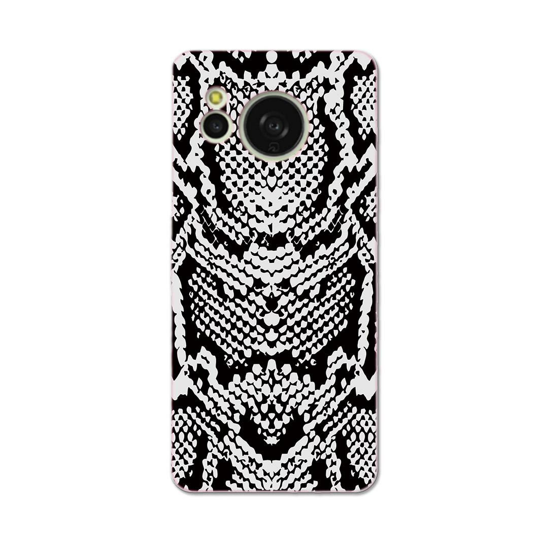 AQUOS sense8 用 ハード ケース SH-54D / SHG11 各キャリア 共通対応 ケース カバー sh54d ハードケース 011586 蛇柄　アニマル柄　黒