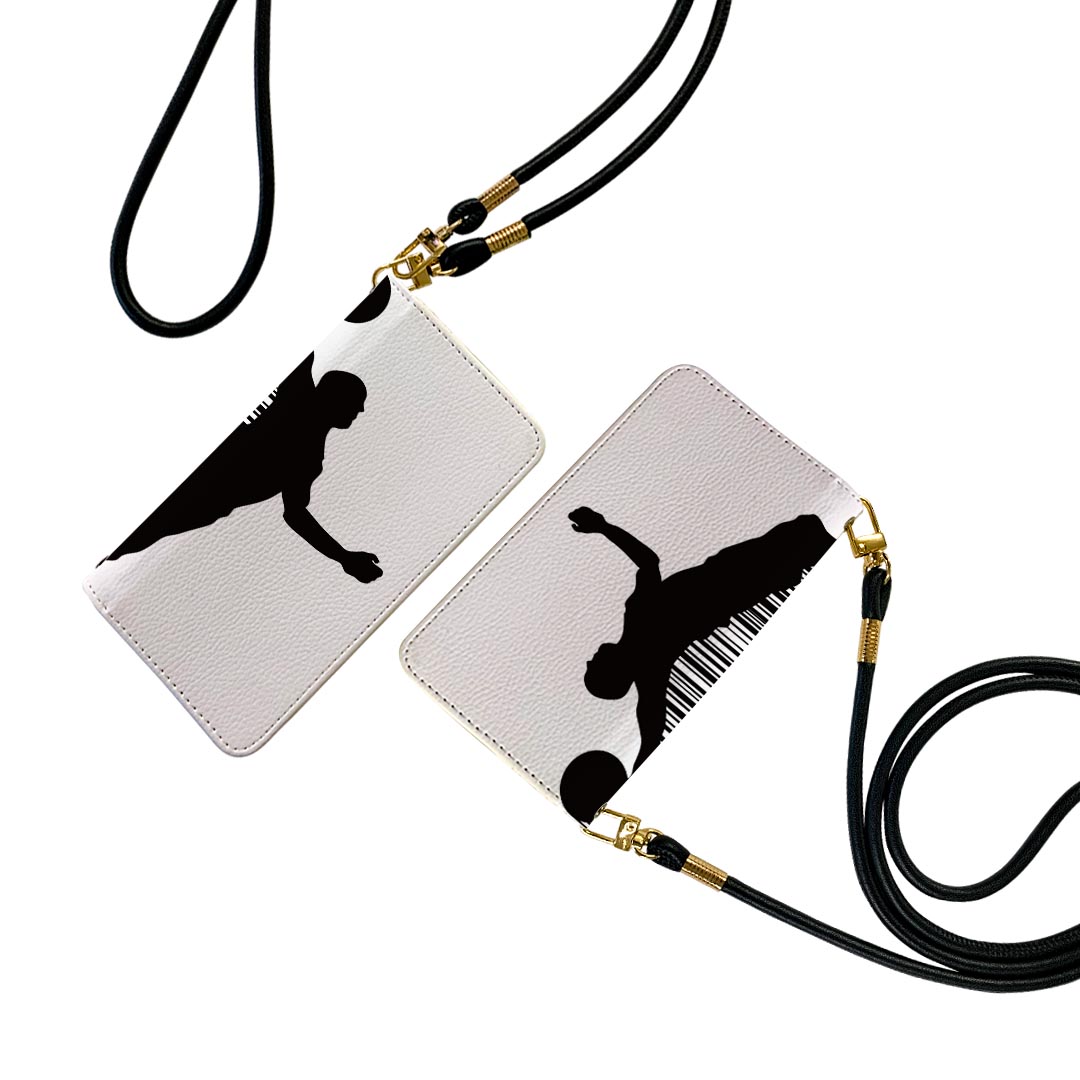 商品特徴・ショルダー付き手帳型スマホケース・シームレスな全面デザイン（内側は落ち着いたオフホワイト）・外側は高品質の人工革を使用・内側にはスマホを装着するケースが付属・機種専用のカメラホール仕様でケースを装着したままの撮影が可能・ワンセグや動画の視聴に便利な横置きスタンド機能・ICカードなどを2枚まで収納できるカードスロット付き・マグネットフリップで開け閉めカンタン注意事項商品画像はサンプルイメージですので、ご覧の環境によっては多少色味に違いを感じる場合がございます。イメージと違った、モニターと色味が異なるという理由での交換や返金はご対応出来かねます。ショルダーとカバーのみの販売で本体は付属しません。ワイヤレス充電対応機種についてはお使いの機器や環境により反応しない場合があります。その場合お手数ですがケースから外してお使い下さい。卓上ホルダ及びワイヤレスでの充電は保障の対象外となります。こちらは無地のレザーにデザインをプリントした商品で、デコなどの加工はございません。凹凸や光沢があるように見えたり布地や金属を素材にしたように見える商品もありますが、デザインの図版によるものです。撮影時にカバーが映り込む恐れがあるため、カメラ用の穴は若干大きめに開けています。カメラ穴の位置にわずかなズレが生じる場合がございます。また印刷時に微妙な画像のズレが生じる場合がございます。ご注文後に1点1点制作する受注生産品のため、不良品以外のご返品や交換は固くお断り致します。機種の選択間違いも保証対象外となりますため、ご注文の際は必ず機種をご確認下さい。発送について完全受注生産のハンドメイド商品となりますので、既製品と比べて発送までお時間を頂いています。 基本的に決済確認後、通常で3営業日程度、最大で10営業日程度での発送となります。繁忙期や休業日明けの場合はさらに時間がかかる場合があります。 その際には別途メールにてご連絡致します。メール便の場合、発送日から到着までに2?4日ほどかかる場合が多く、紛失などの保障もご対応できかねます。あらかじめご了承下さい。