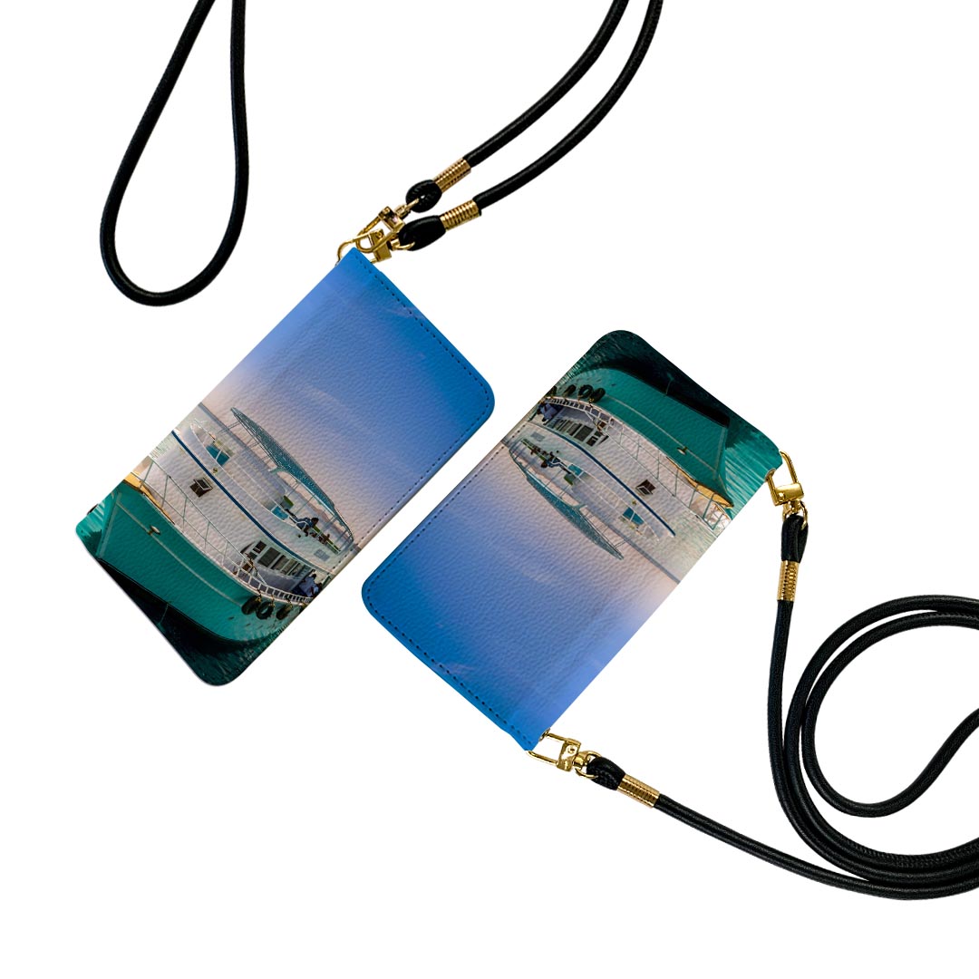 arrows Be F-04K アローズ ビー ストラップ付き f04k ケース ショルダー スマホ 落下防止 手帳型 マグネット式 ピタッと閉まる スマホカバー 肩掛け 斜めかけ 025633 海　ボート　空　風景