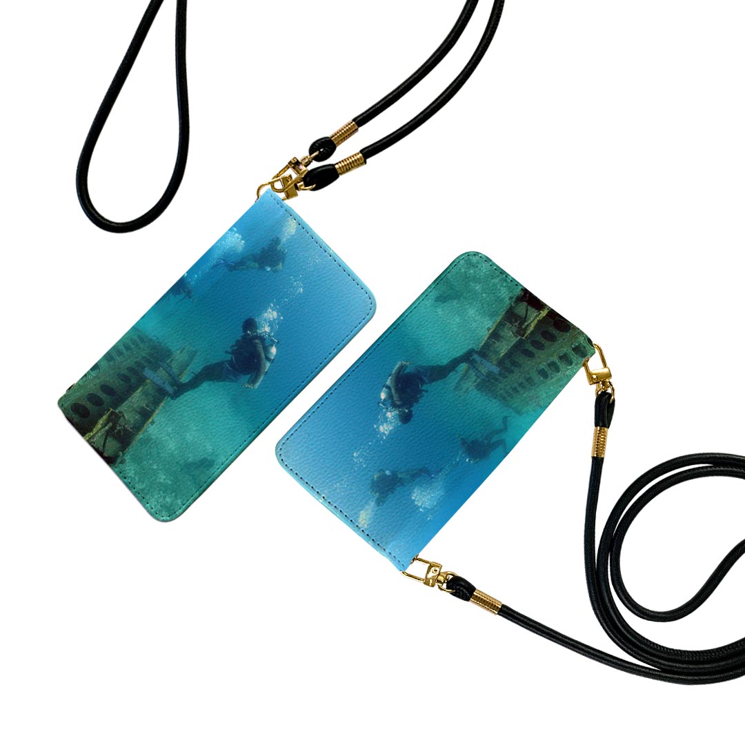 Xperia 1 ii SO-51A エクスペリア 専用 ストラップ付き so51a ケース ショルダー スマホ 落下防止 手帳型 マグネット式 ピタッと閉まる スマホカバー 肩掛け 斜めかけ 025745 ダイビング　海　水中　ダイバー