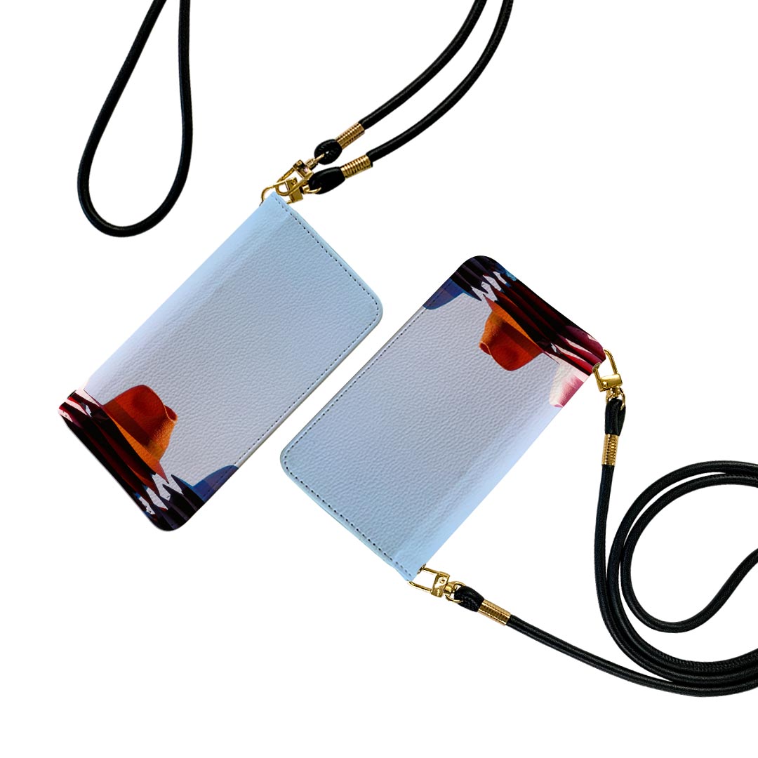 商品特徴・ショルダー付き手帳型スマホケース・シームレスな全面デザイン（内側は落ち着いたオフホワイト）・外側は高品質の人工革を使用・内側にはスマホを装着するケースが付属・機種専用のカメラホール仕様でケースを装着したままの撮影が可能・ワンセグや...