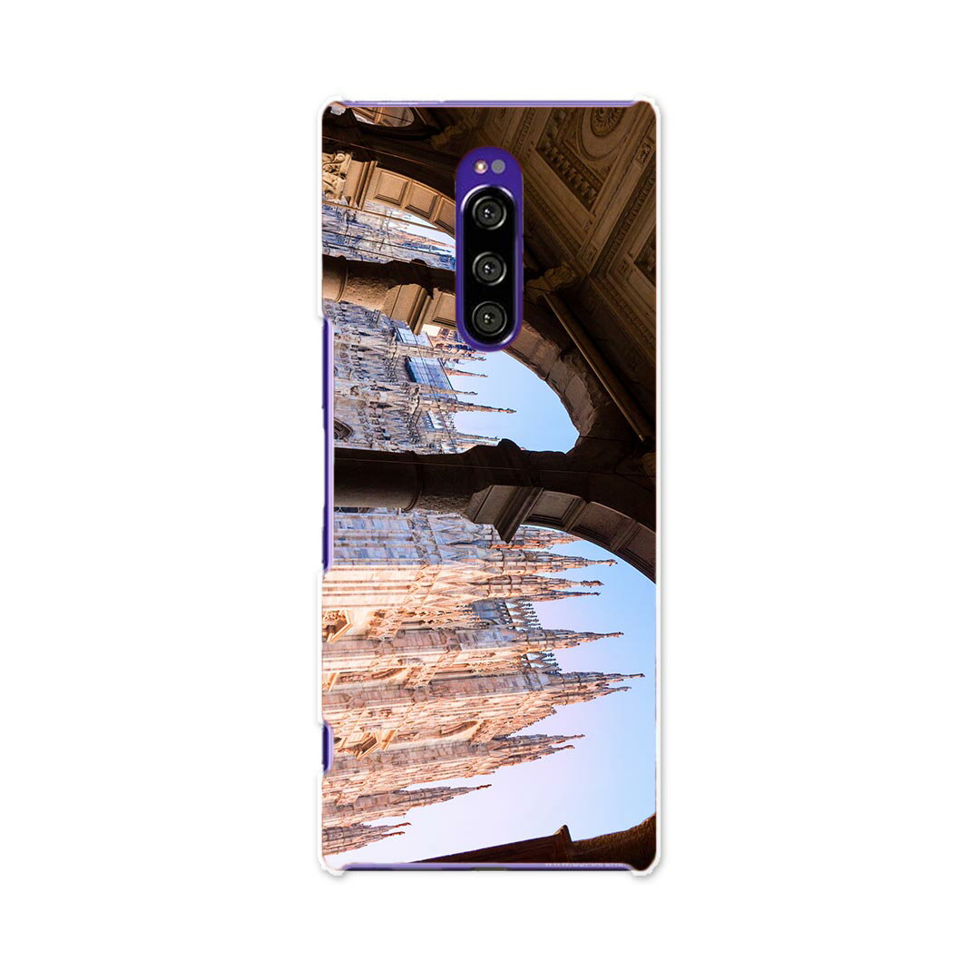 注意事項素材ケースの入荷時期により、商品写真とは一部カメラ・ボタン穴などの形状が異なるケースを使用する場合があります。また、一部機種のTPU商品は素材強度の関係でケースの上からボタン等を操作するタイプとなりますが操作に影響はありません。側面...