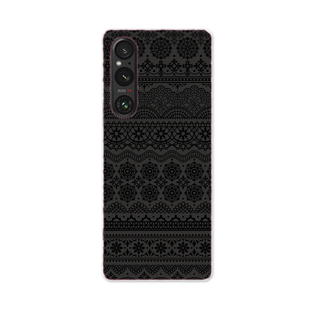 Xperia 1 V SO-51D SOG10 XQ-DQ44 専用 ケース 共通対応 so51d igcase スマホカバー カバー ケース pc ハードケース 010656 黒 レース 模様
