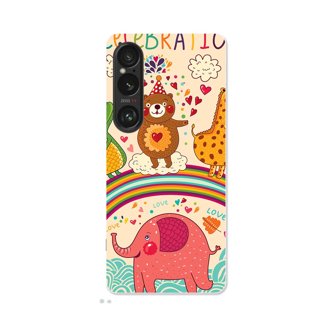 注意事項素材ケースの入荷時期により、商品写真とは一部カメラ・ボタン穴などの形状が異なるケースを使用する場合があります。また、一部機種のTPU商品は素材強度の関係でケースの上からボタン等を操作するタイプとなりますが操作に影響はありません。側面への印刷はありません。また、機種によっては角の丸みにより印刷されない範囲が生じます。商品画像はサンプルイメージですので、ご覧の環境によっては多少色味に違いを感じる場合があります。イメージと違った、モニターと色味が異なるという理由での交換は対応出来かねます。カバーのみの販売で本体は付属しません。ケース装着のままケーブルを挿しての充電は可能ですが、卓上ホルダでの充電は仕様上対応しておりません。また、ワイヤレス充電対応機種についてはお使いの機器や環境により反応しない場合があります。お手数ですがケースから外してお使い下さい。卓上ホルダ及びワイヤレスでの充電は保障の対象外となります。ケースの穴の位置にわずかなズレが生じる場合がございます。また印刷時に微妙な画像のズレが生じる場合がございます。こちらの商品はプリント商品で、デコなどではありません。画像では凹凸や光沢があるように見える商品もありますがデザインの図版によるもので、実際はマットな質感になります。ご注文後に1点1点制作する受注生産品のため、不良品以外のご返品や交換は固くお断り致します。機種の選択間違いも保証対象外となりますため、ご注文の際は必ず機種をご確認下さい。発送について基本的に決済確認後、7営業日前後の発送となります。繁忙期や休業日明けの場合はさらに時間がかかる場合があります。その場合は別途メールにてご連絡致します。メール便の場合、到着までに2?4日ほどかかる場合が多く、紛失などの保障もご対応できかねますのでご了承の上お選び下さい。